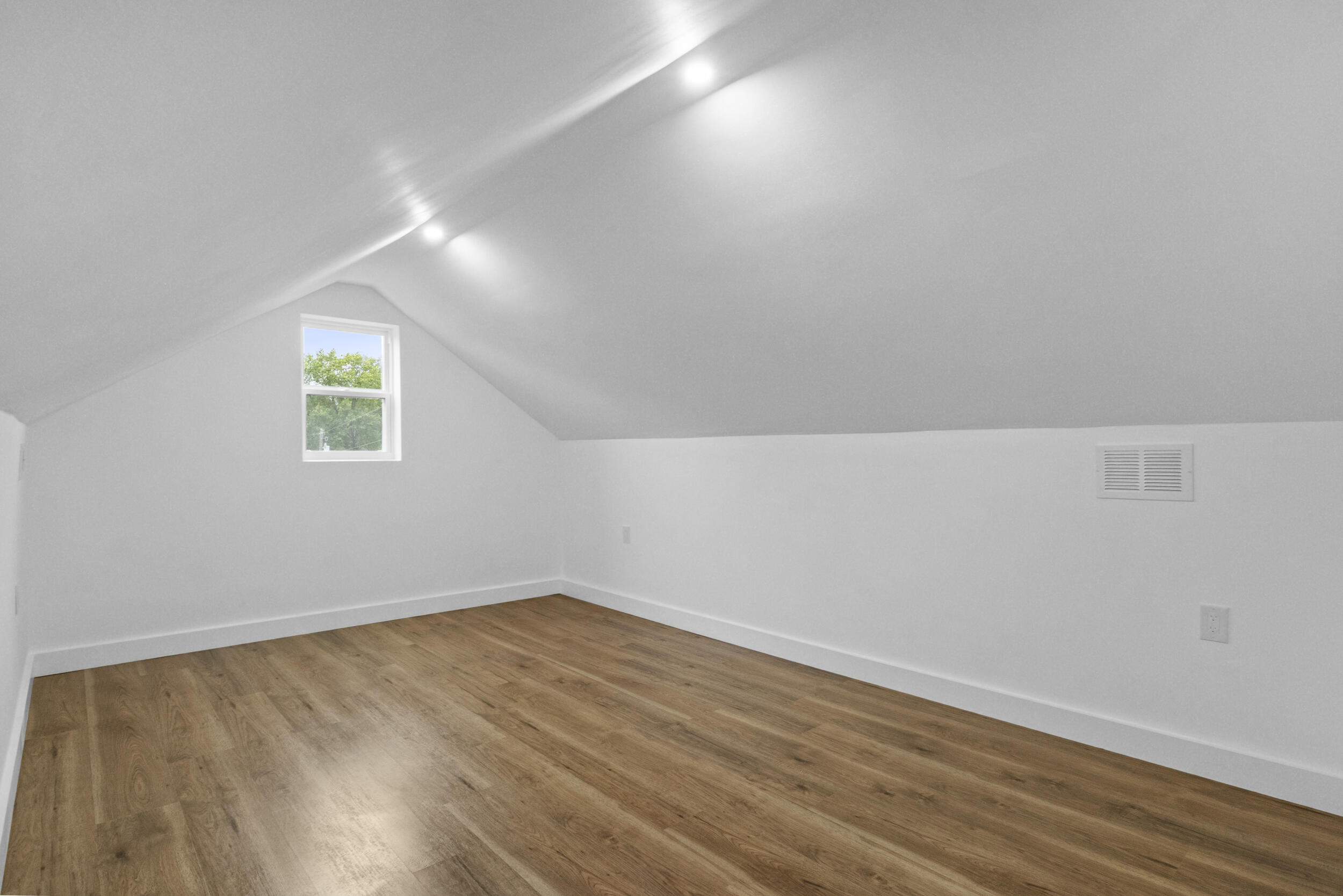 33 Bon-haven Avenue Property Photo 28