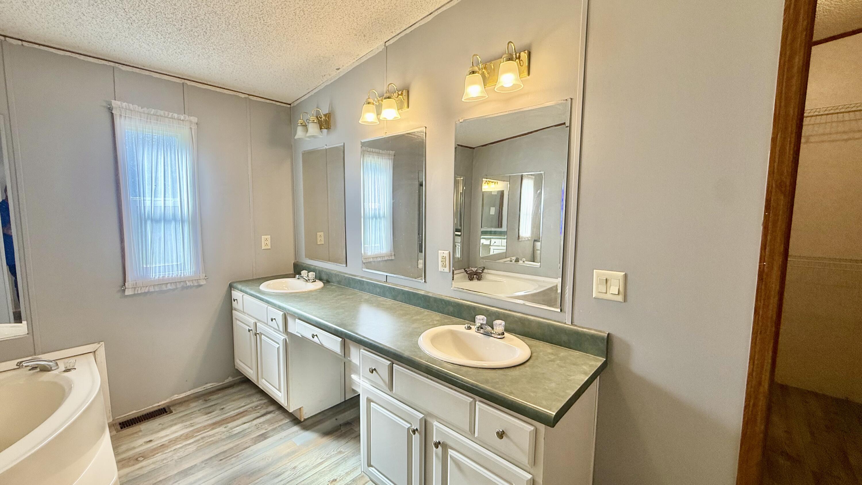 290 Denmark Lane Property Photo 18