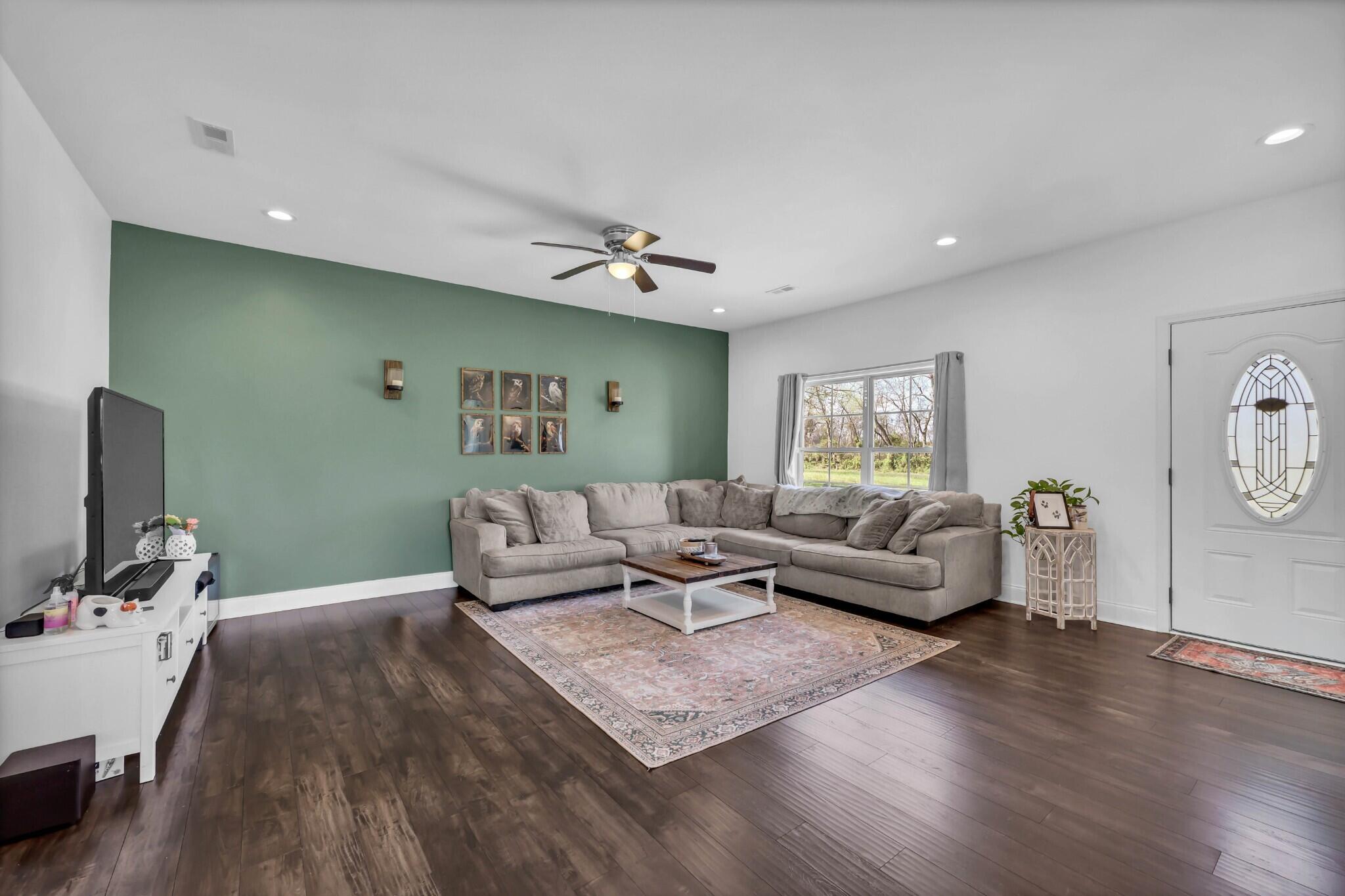 200 Texas Avenue Property Photo 5