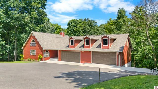 341 Dixon Lane Property Photo 6