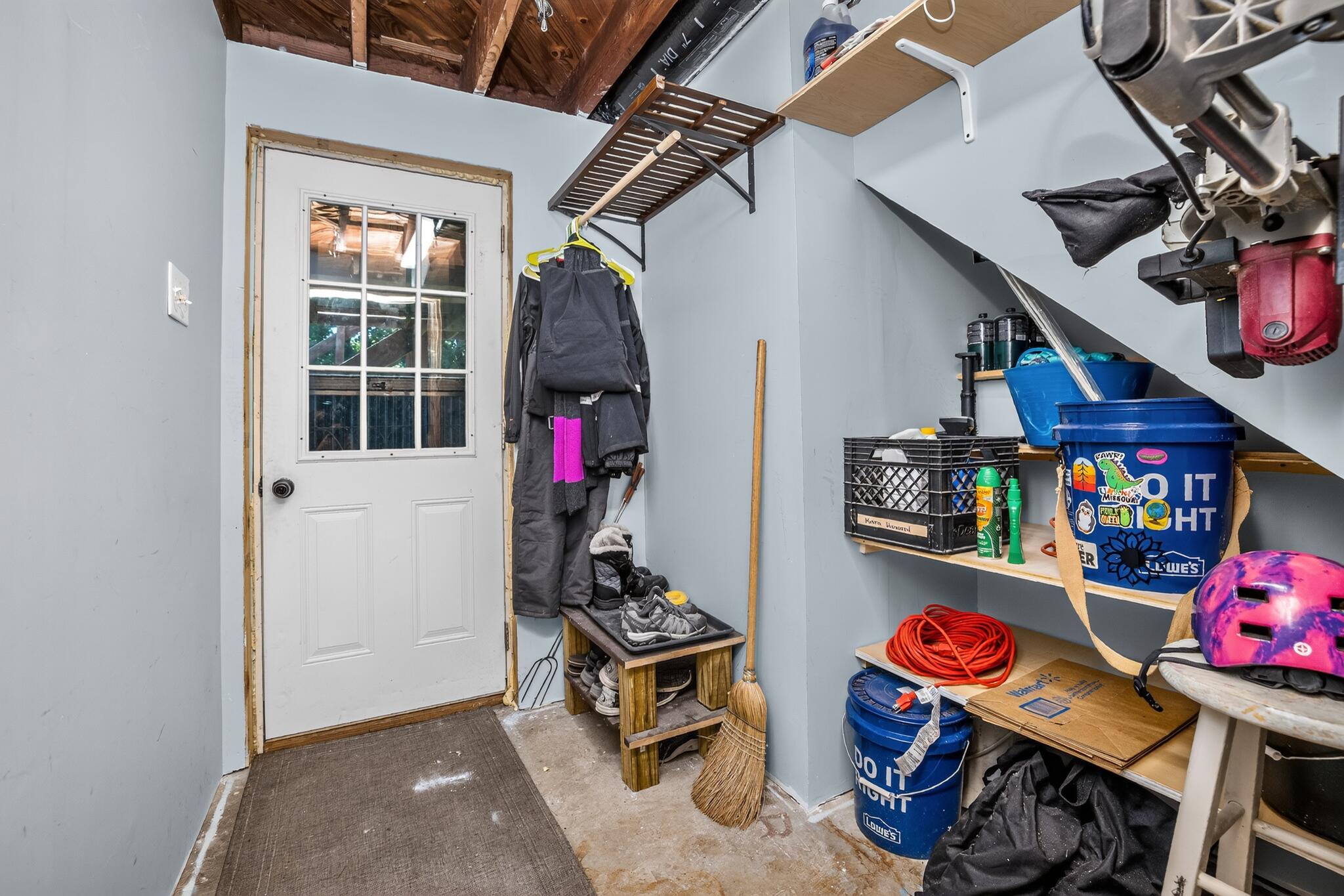 121 Western Avenue Property Photo 19