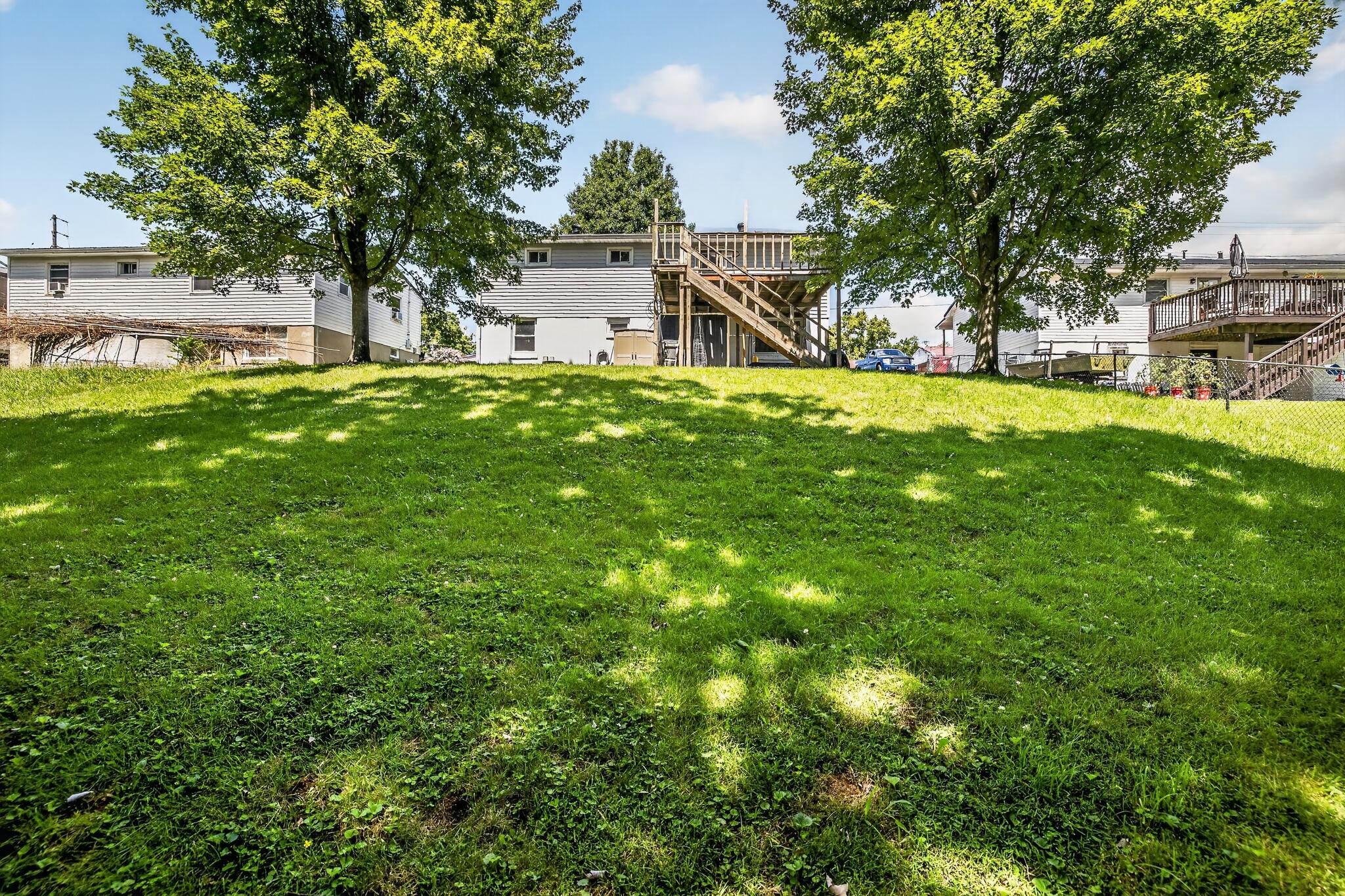 121 Western Avenue Property Photo 26