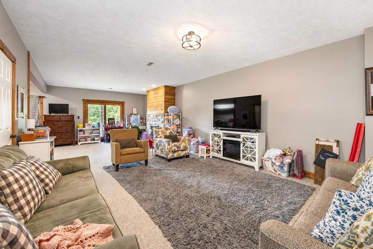 105 Eider Court Property Photo 27