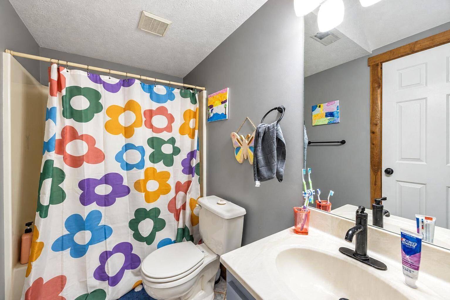 105 Eider Court Property Photo 31
