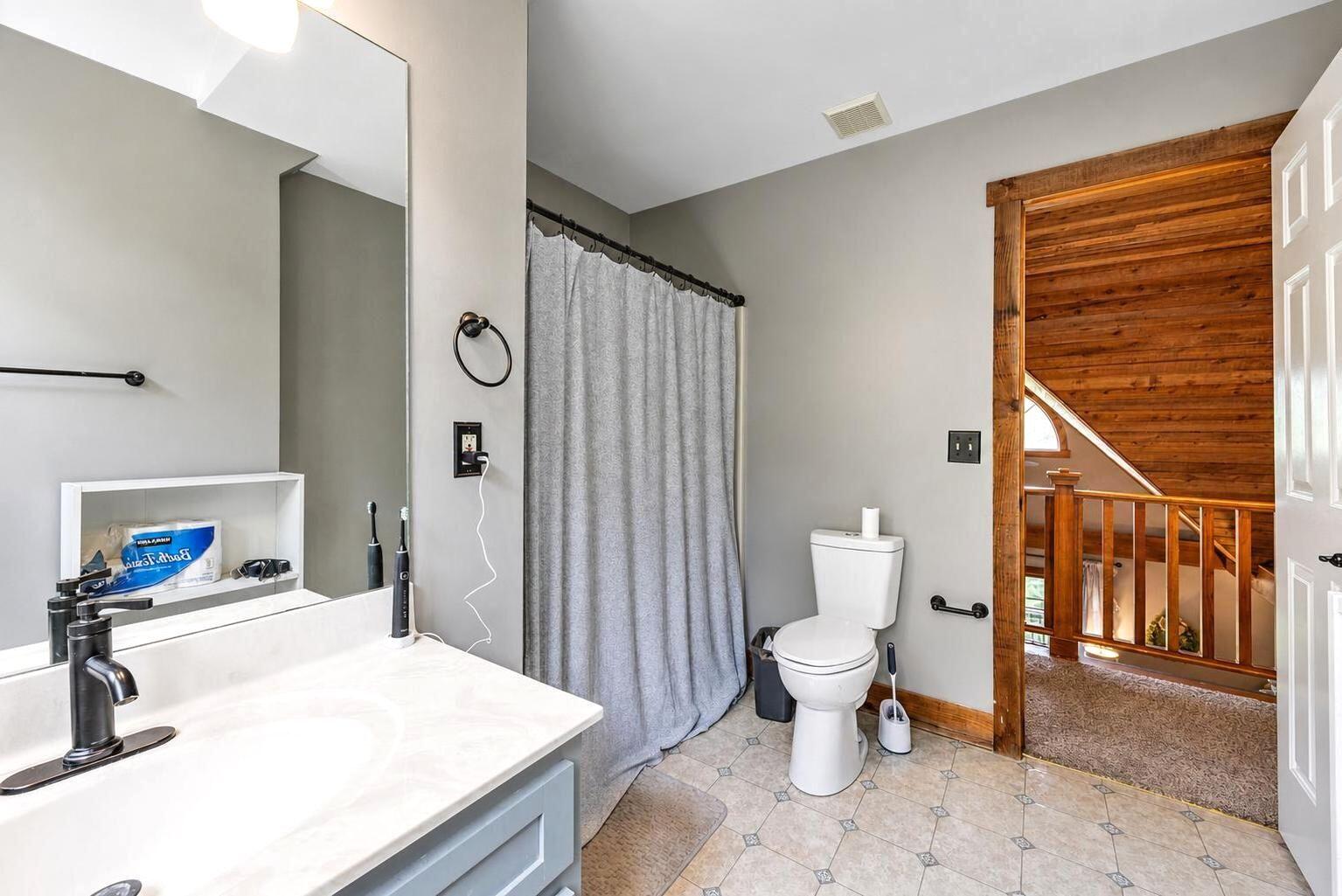 105 Eider Court Property Photo 37