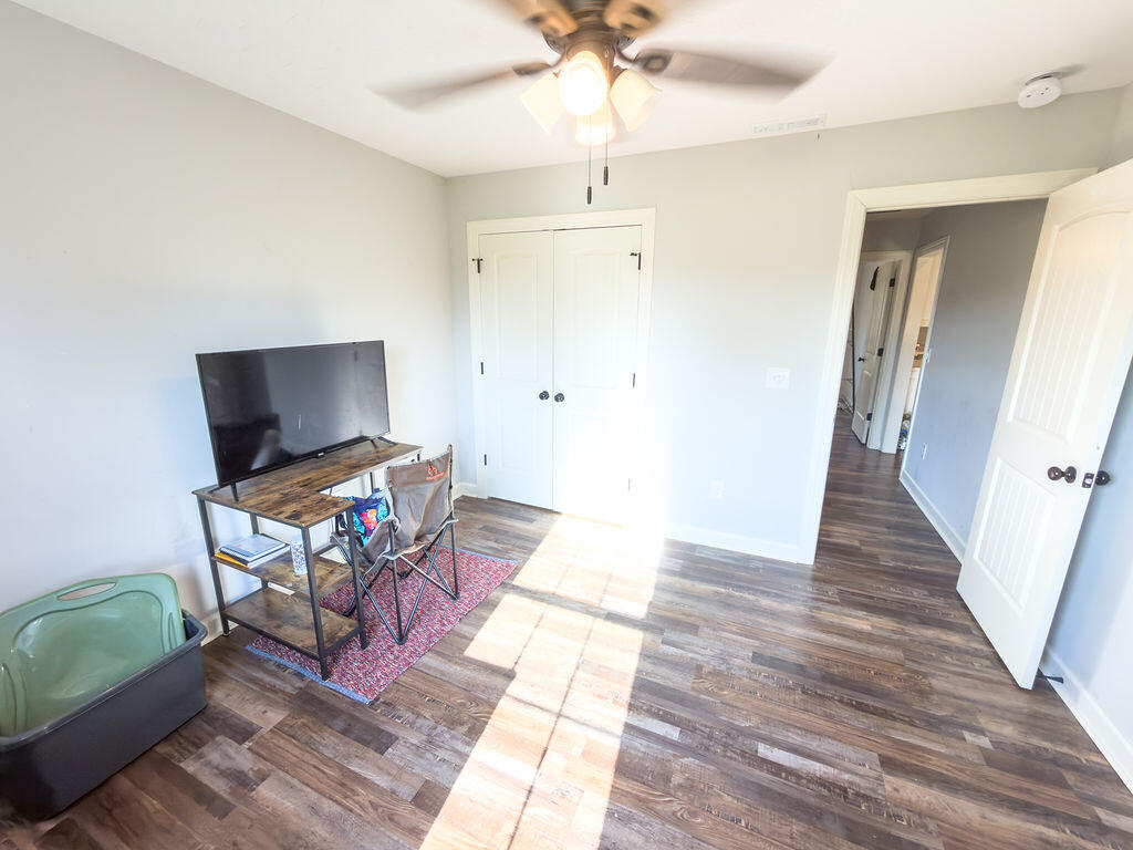392 Scott Road Property Photo 31