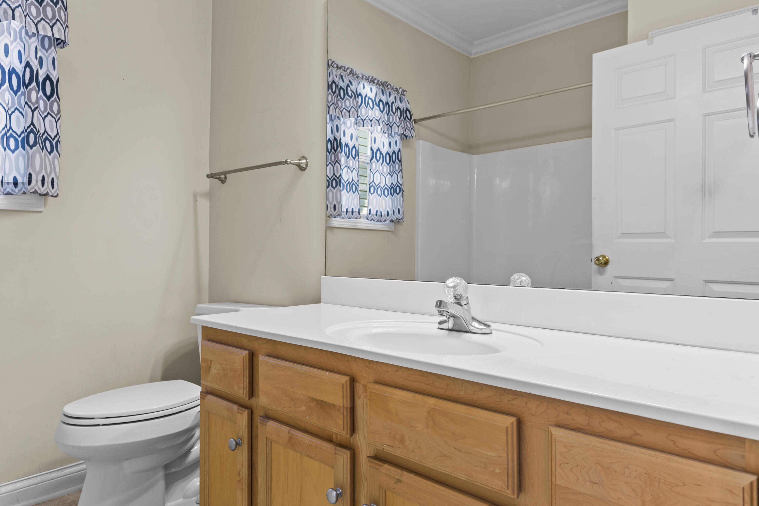 2228 Dunhill Lane Property Photo 16