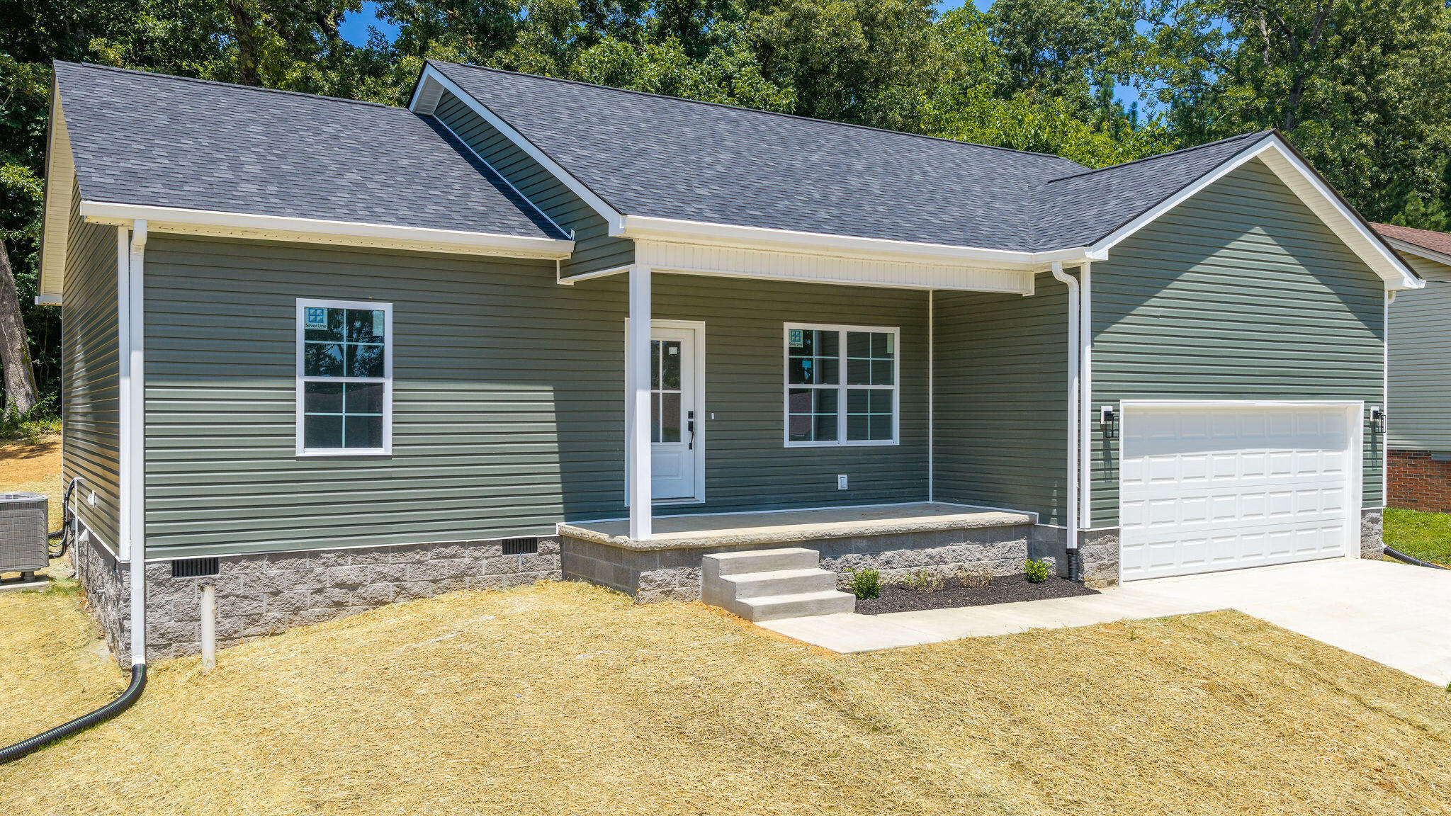 320 Pine Hill Drive Property Photo 9