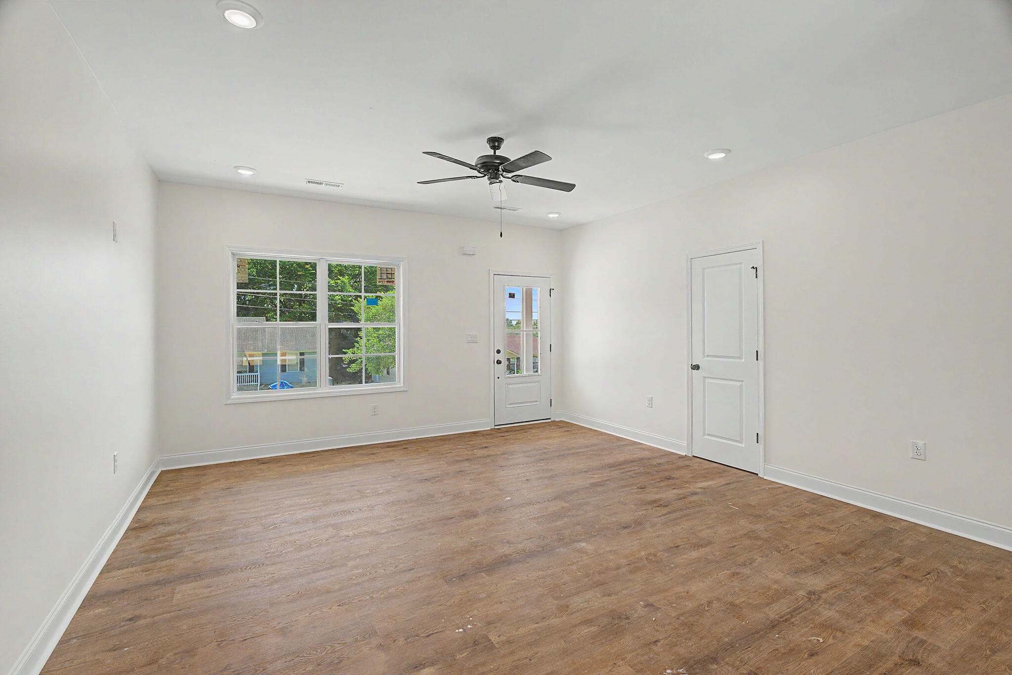 320 Pine Hill Drive Property Photo 13