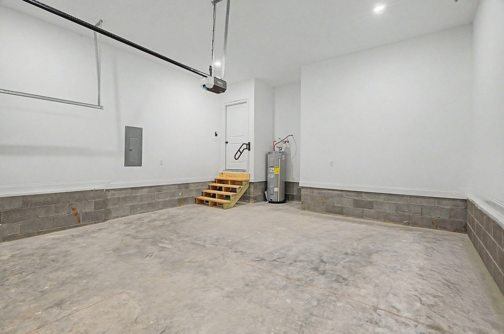 320 Pine Hill Drive Property Photo 27