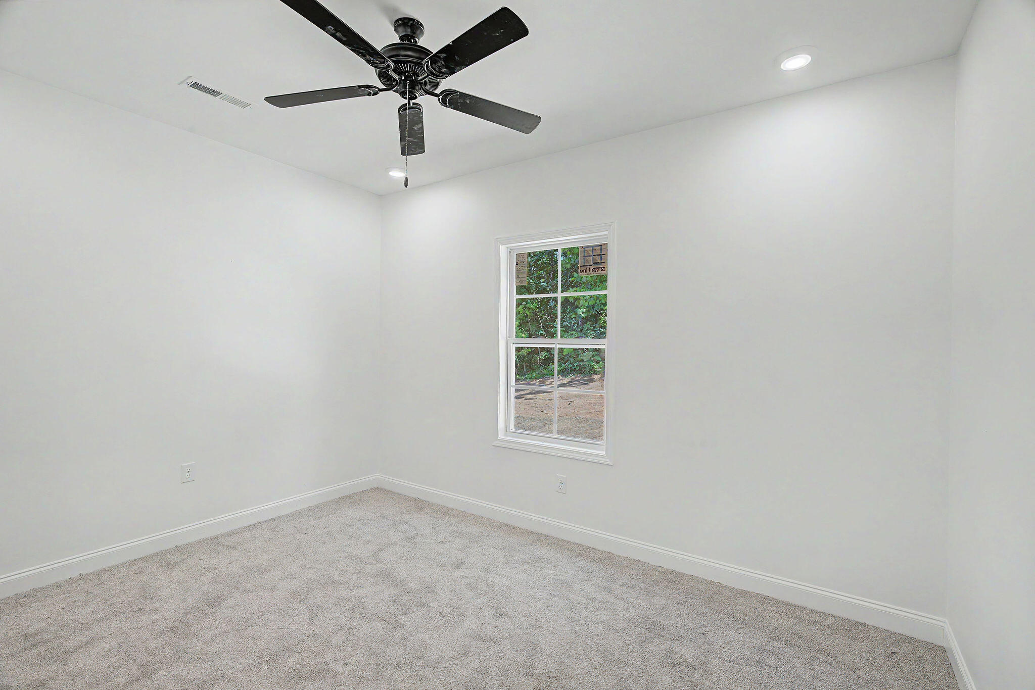 320 Pine Hill Drive Property Photo 29