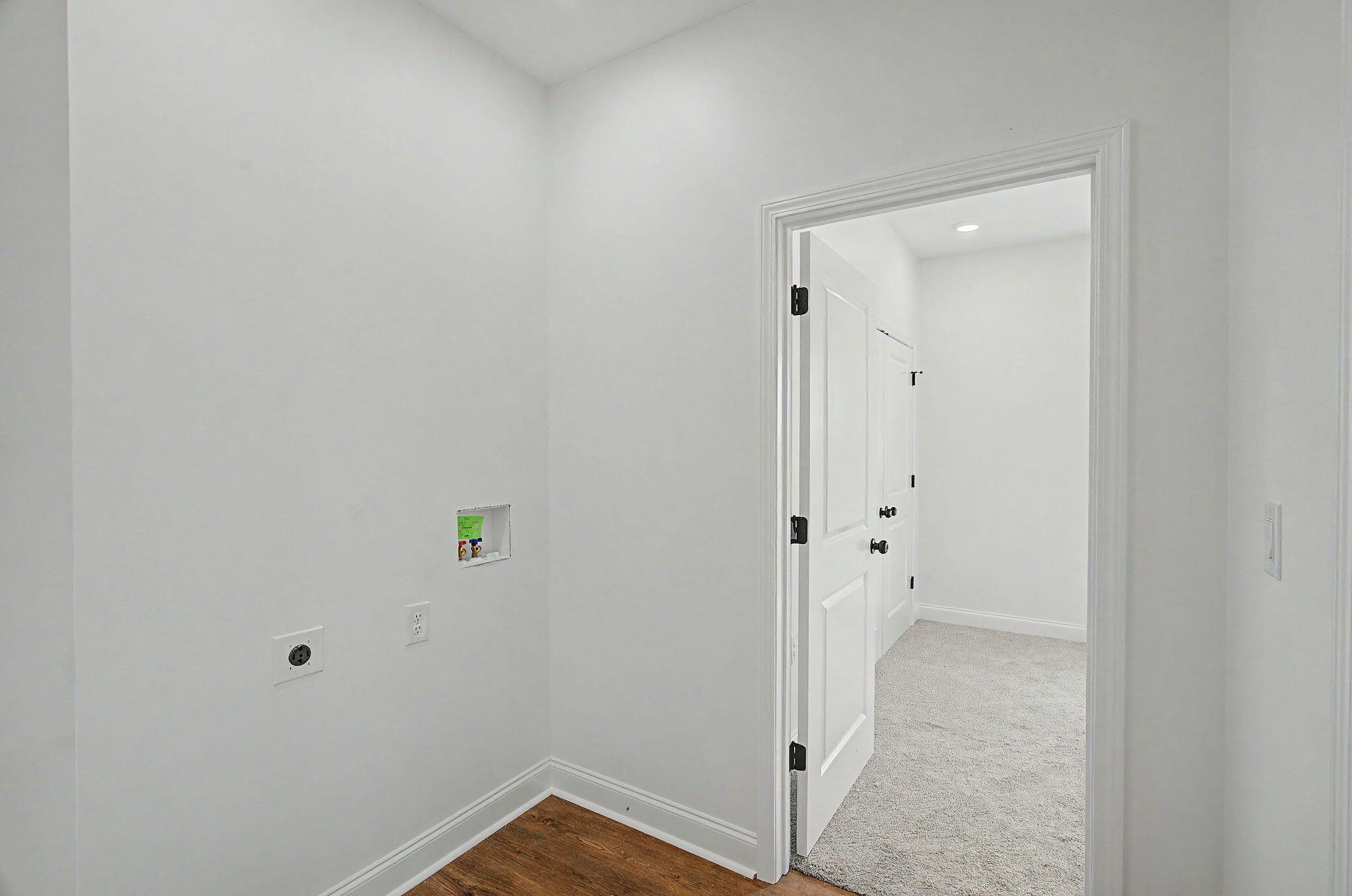 320 Pine Hill Drive Property Photo 31