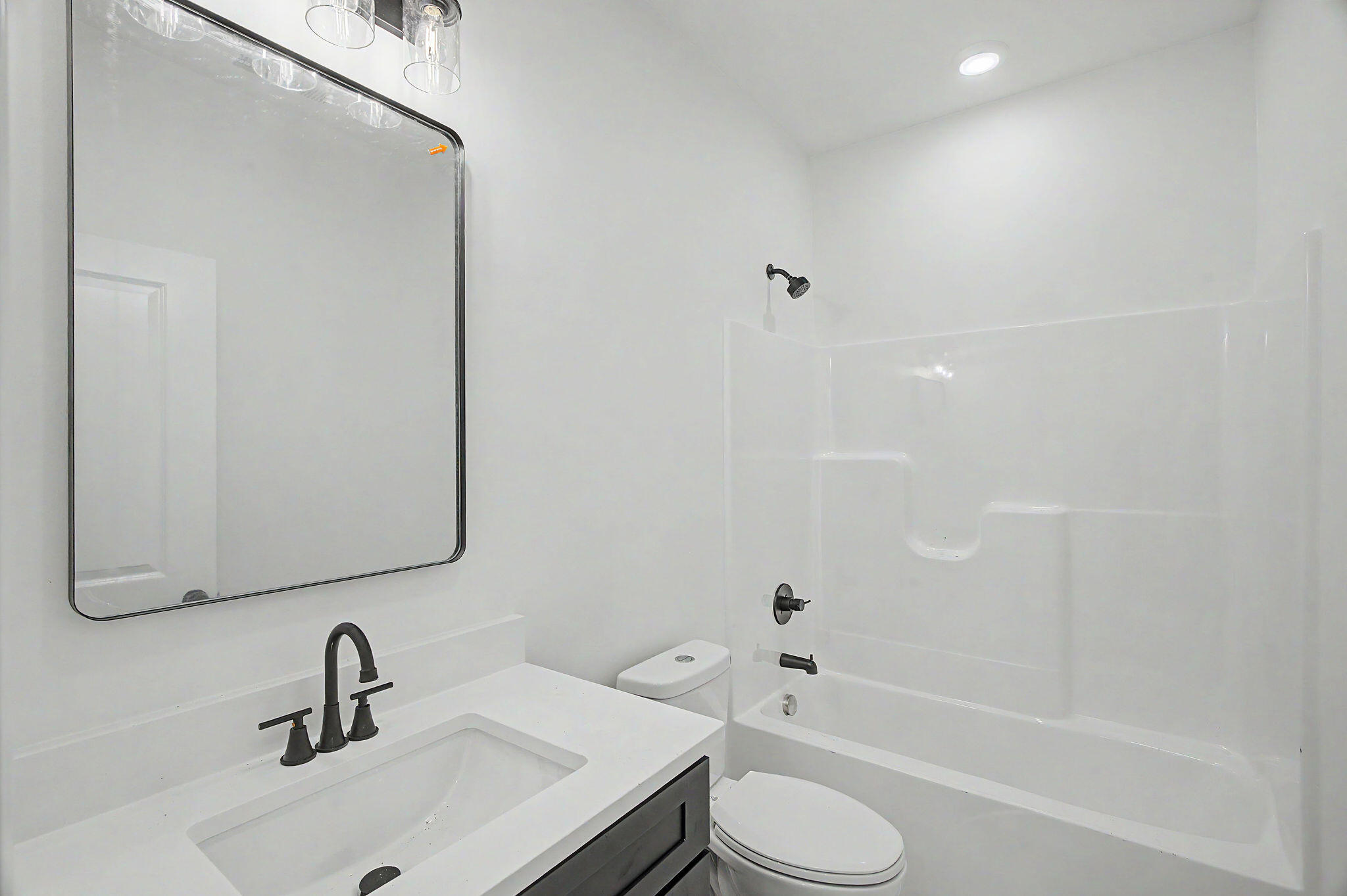 320 Pine Hill Drive Property Photo 33