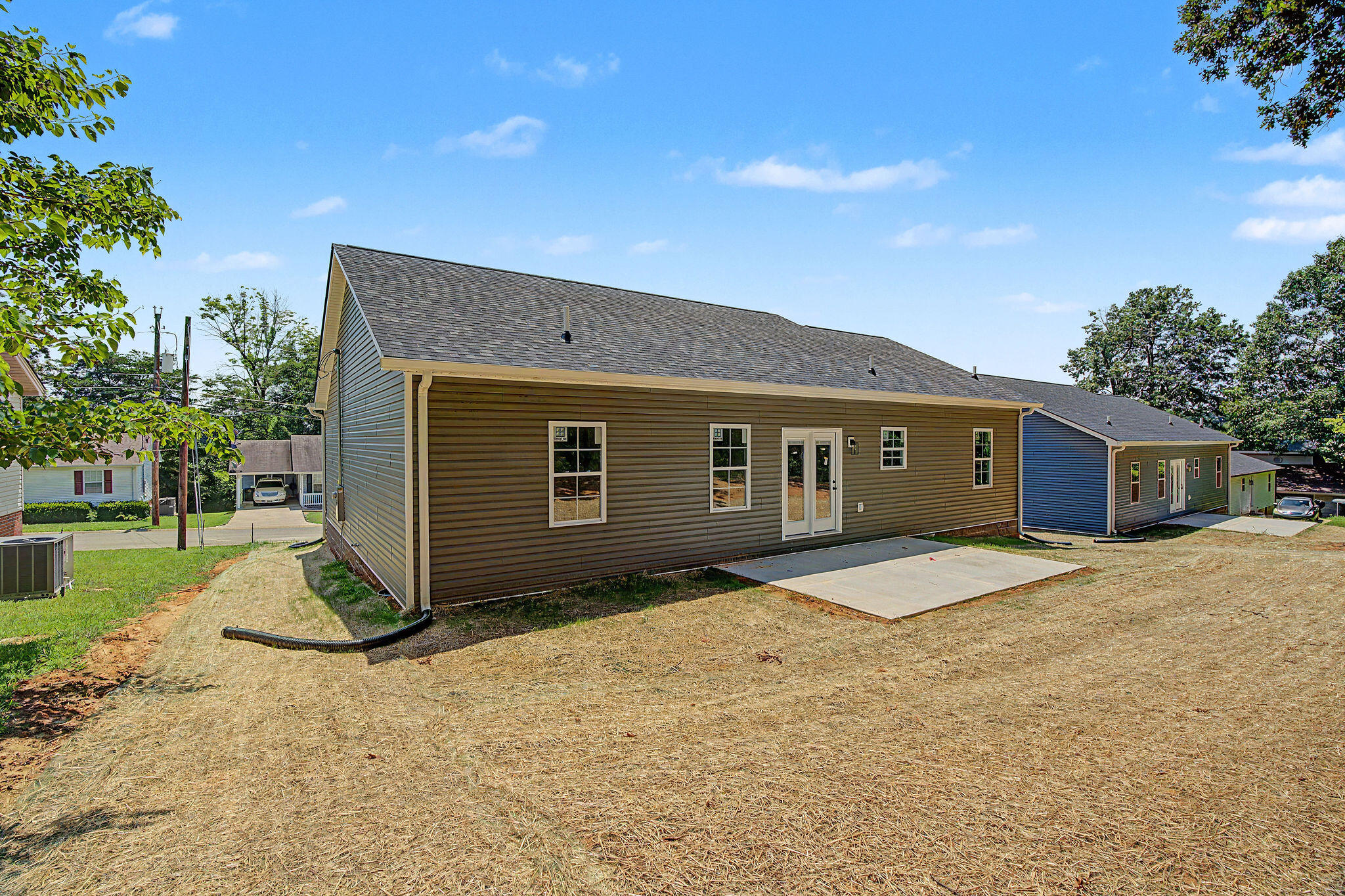 320 Pine Hill Drive Property Photo 38