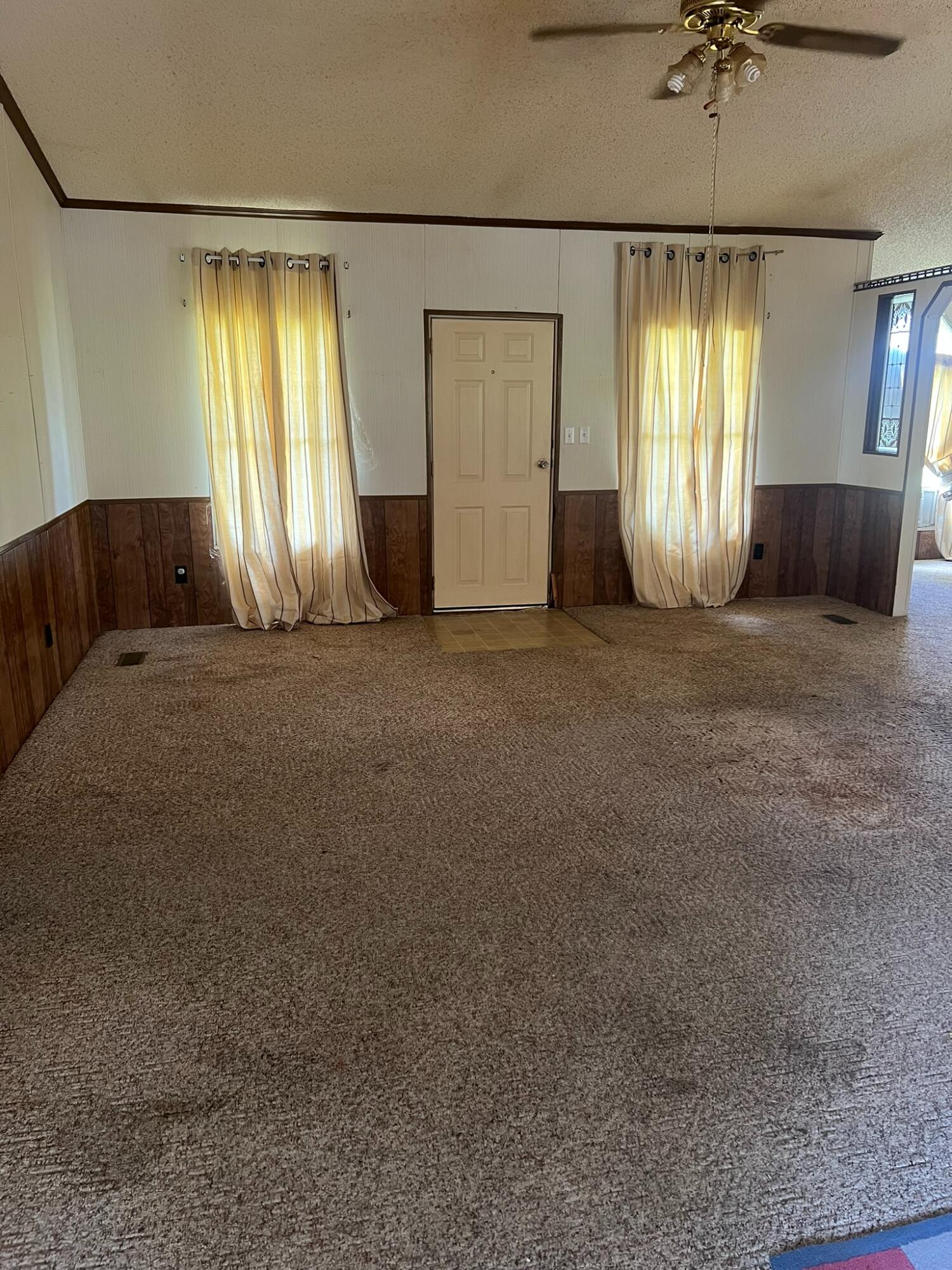 298 S Combs Avenue Property Photo 13