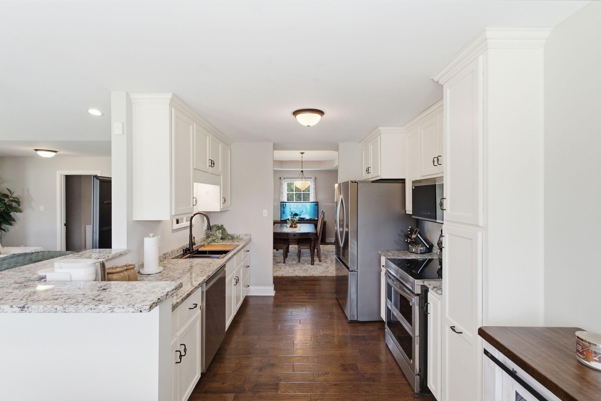 408 Windy Oaks Circle Property Photo 15