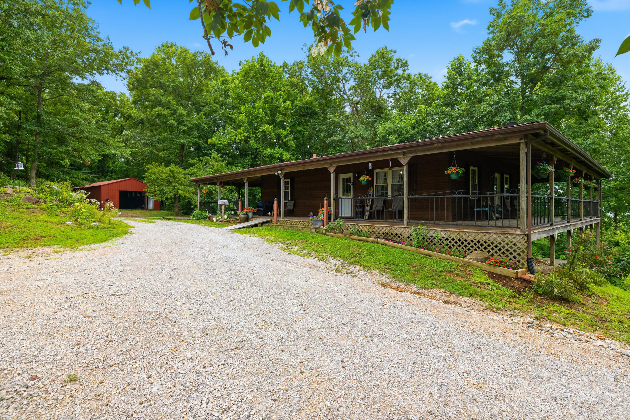 582 High Ridge Tower Road Property Photo 6