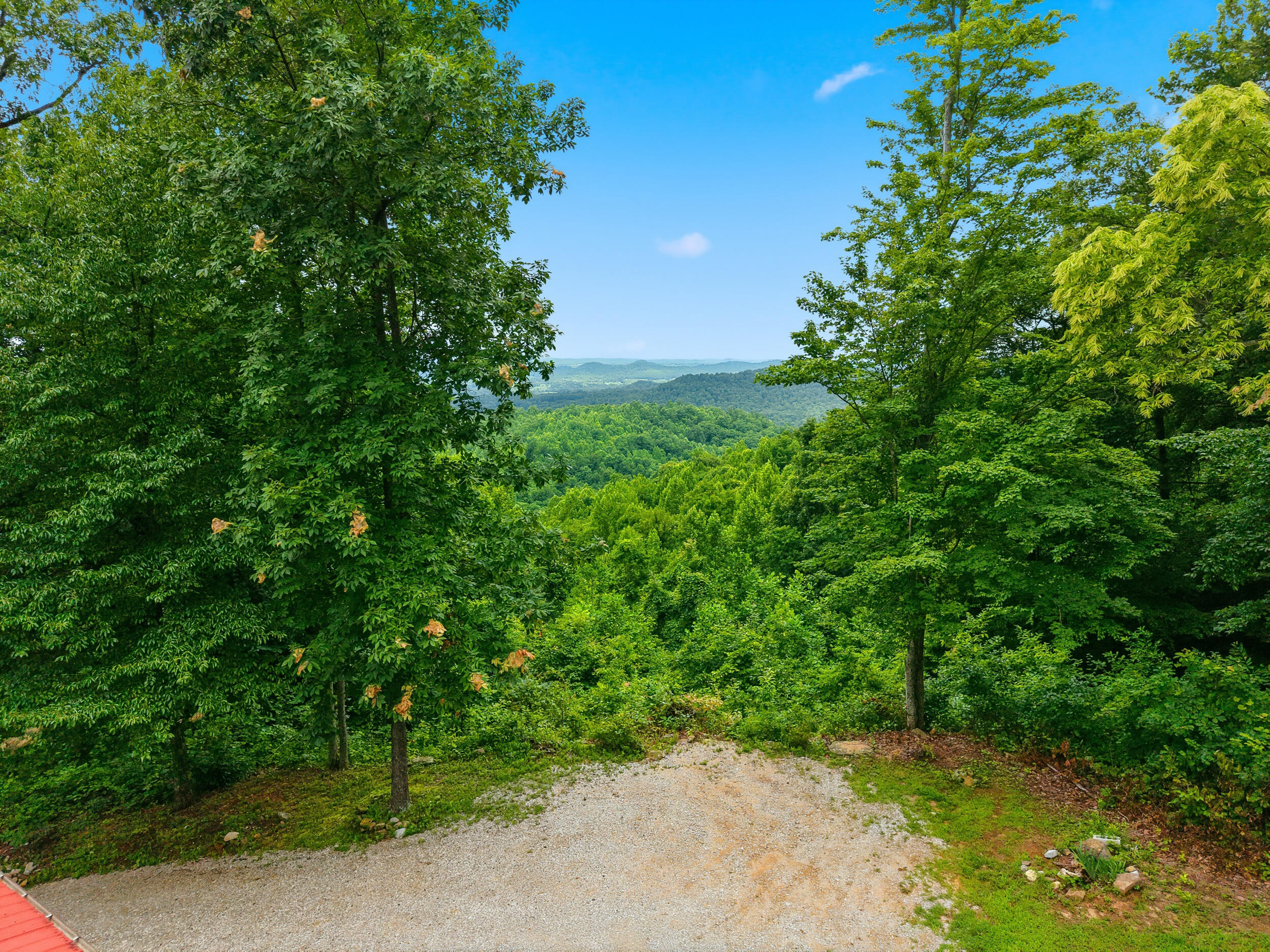 582 High Ridge Tower Road Property Photo 32