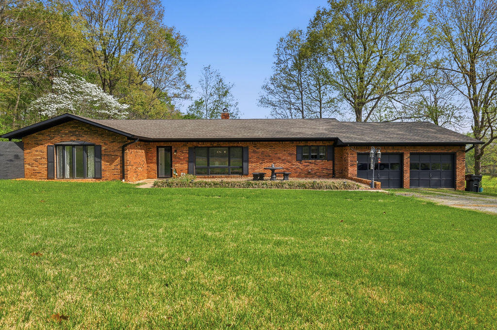 1601 Shallow Creek Circle Property Photo 1