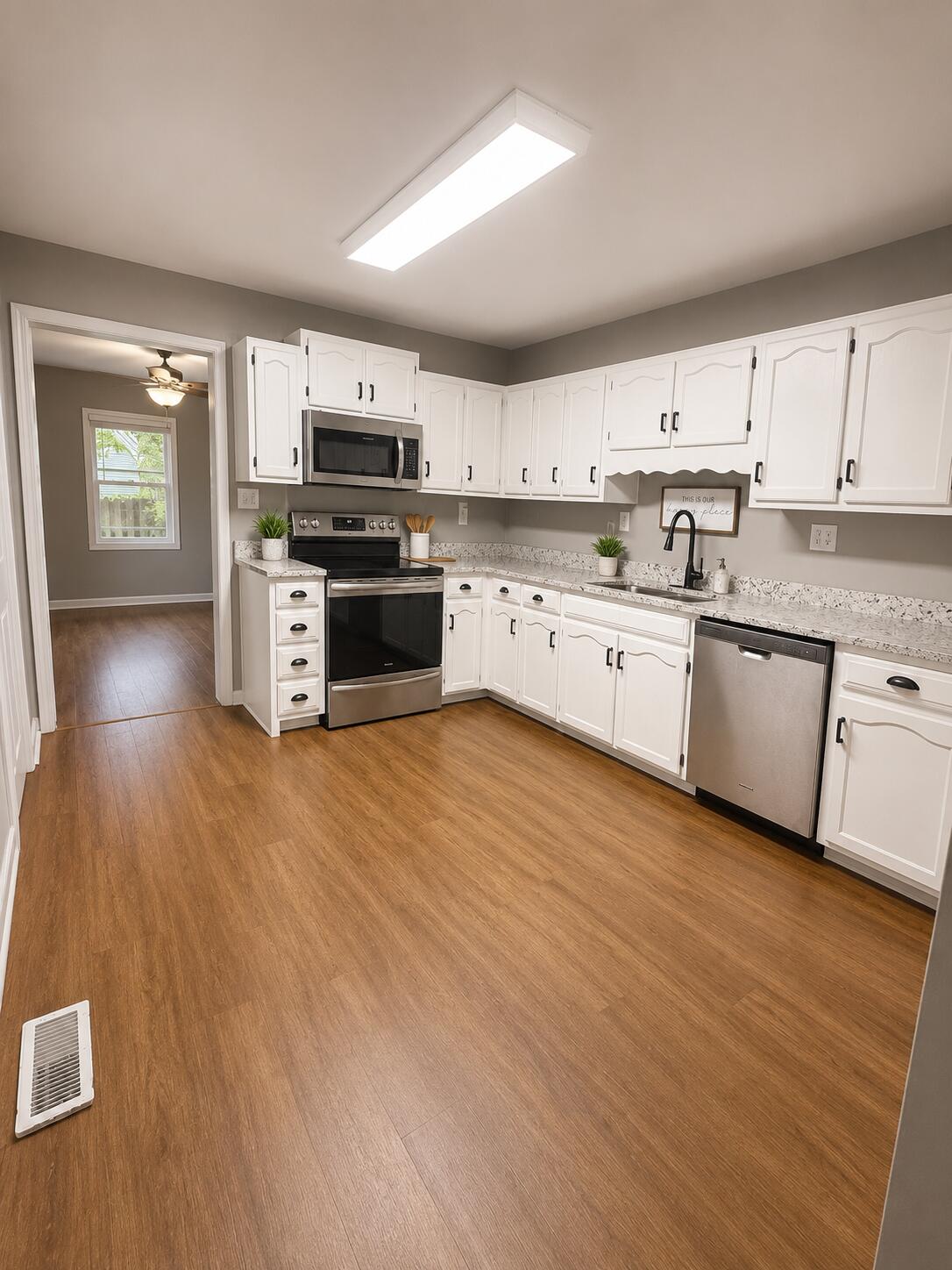 3015 Mountain Springs Drive Property Photo 4