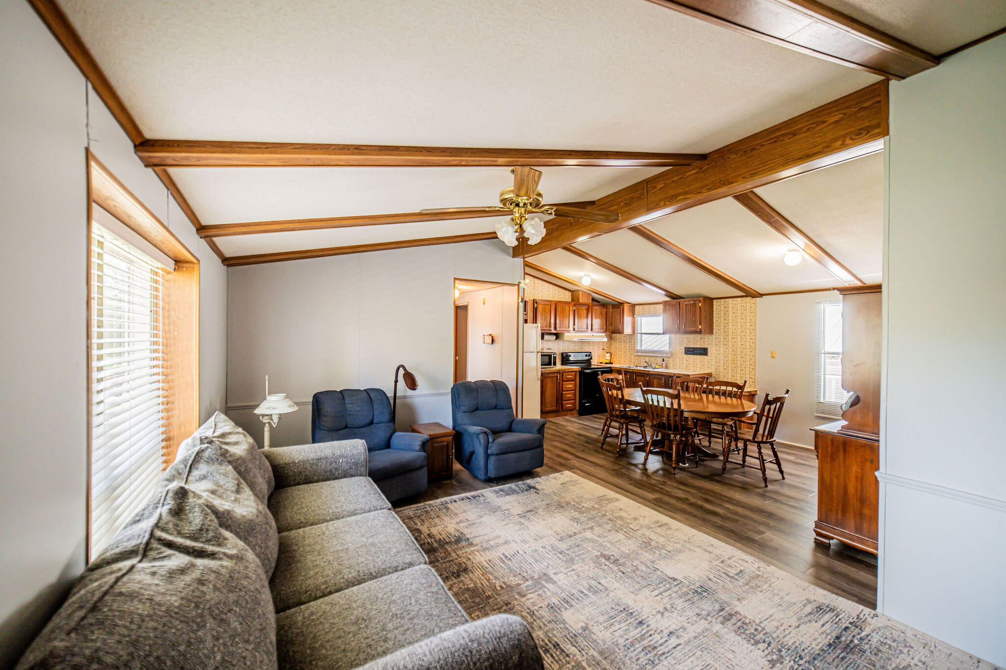 934 Cantrell Road Property Photo 3