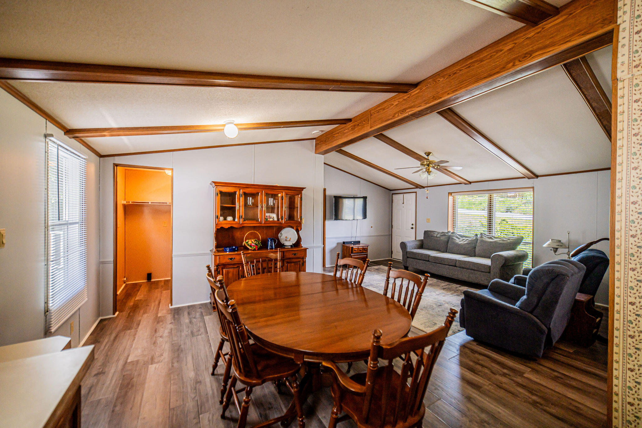 934 Cantrell Road Property Photo 8