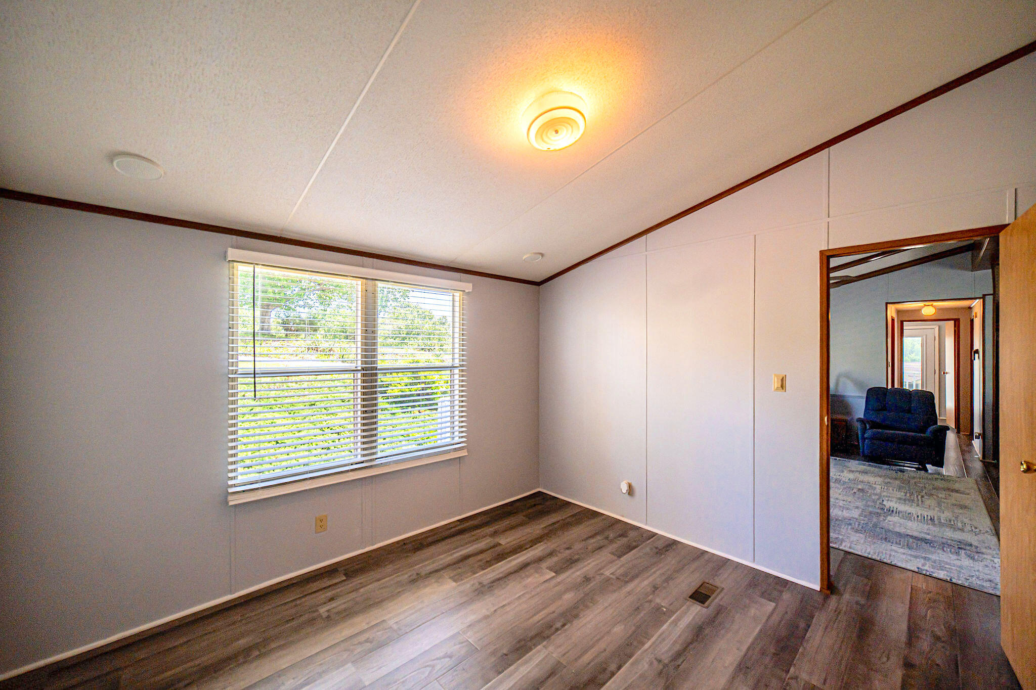 934 Cantrell Road Property Photo 11
