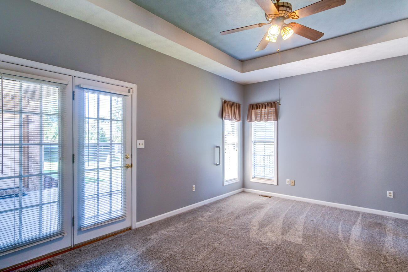 114 Castlewood Drive Property Photo 33