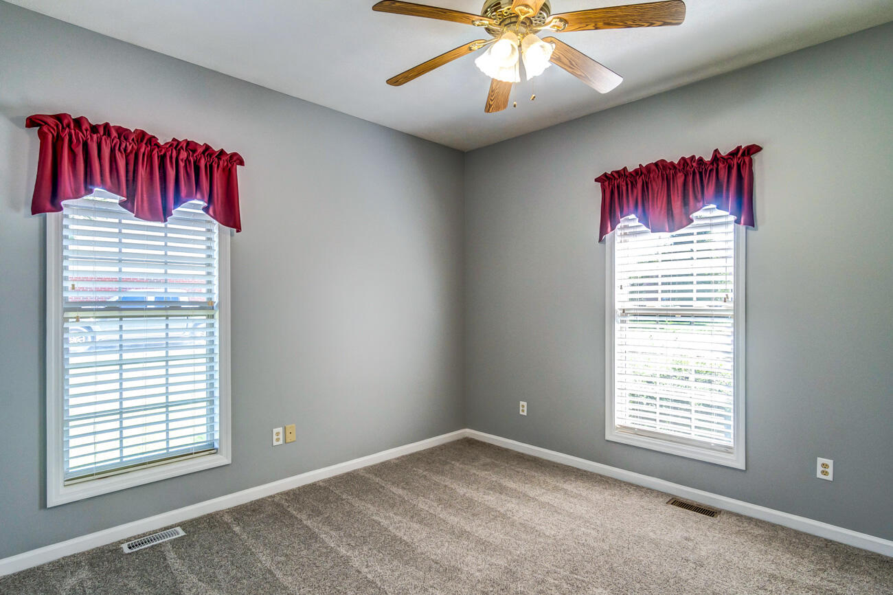114 Castlewood Drive Property Photo 37