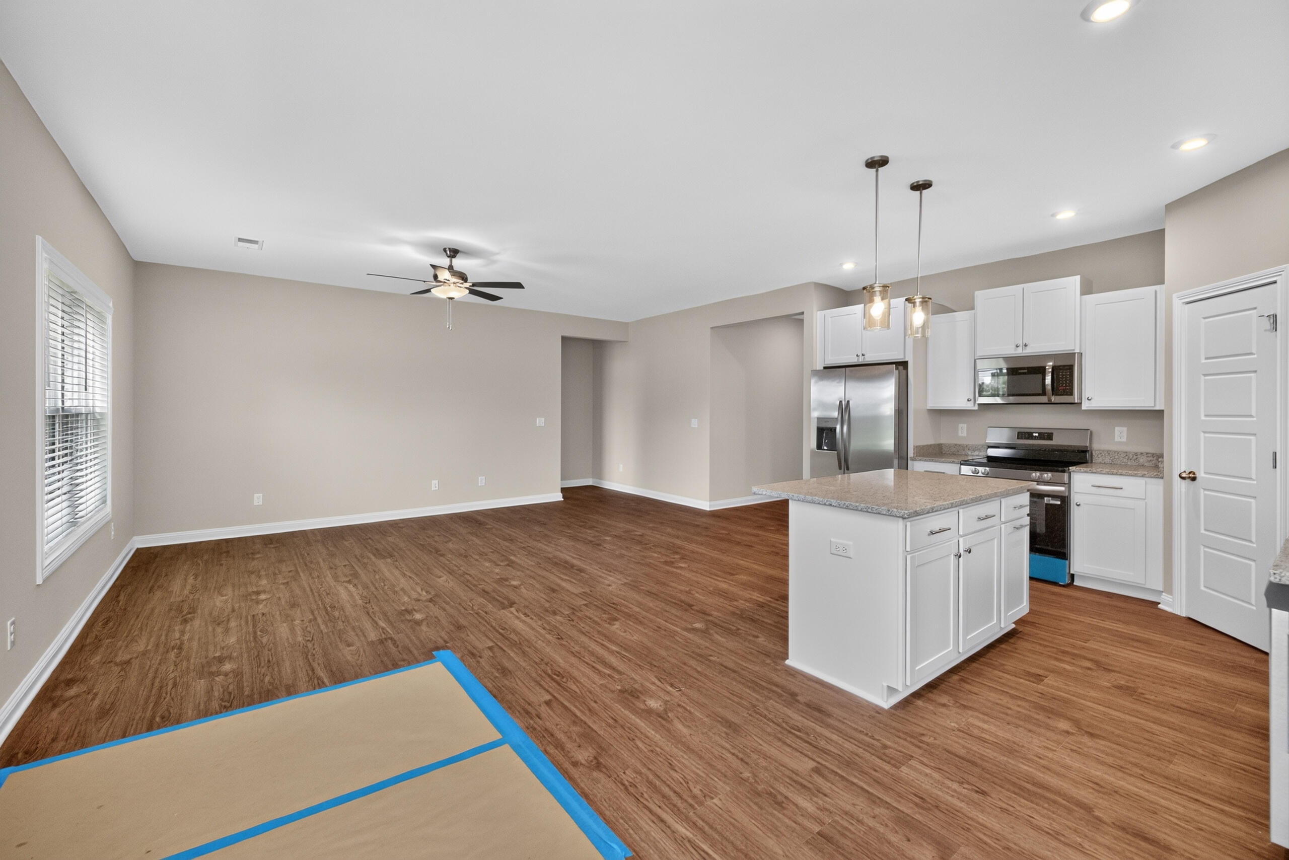 553 Shropshire Avenue Property Photo 9