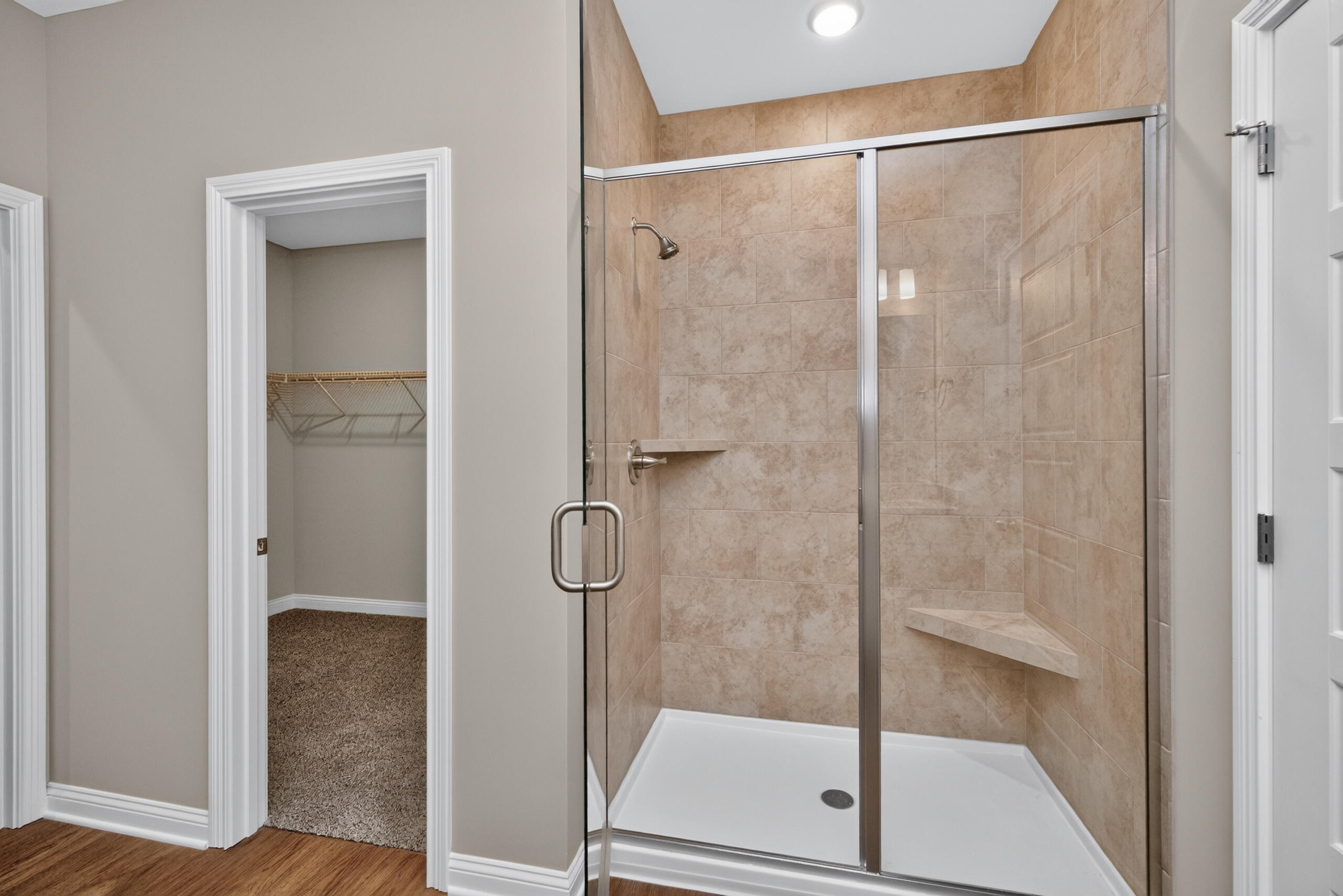 553 Shropshire Avenue Property Photo 13