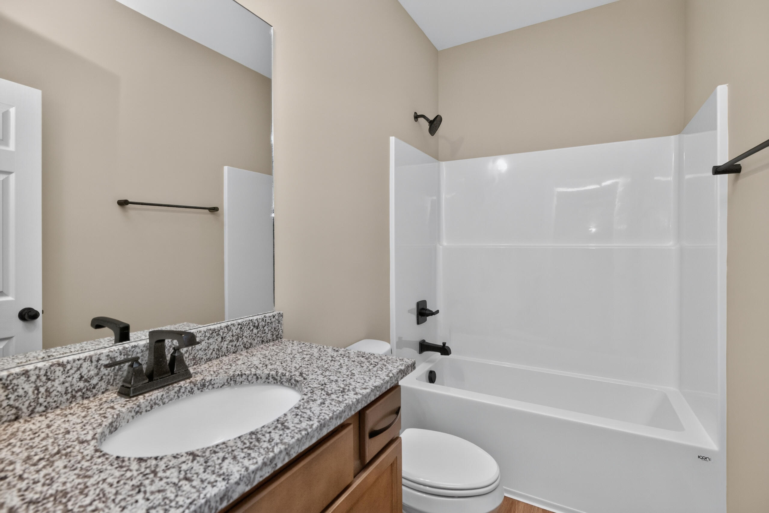 549 Shropshire Avenue Property Photo 17