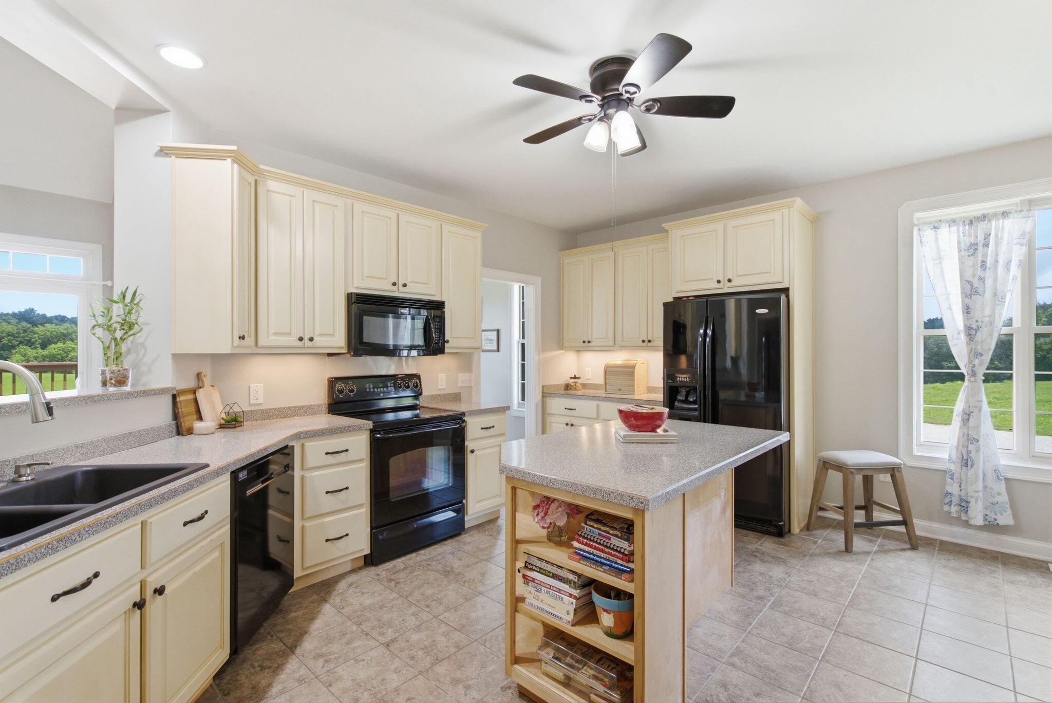 133 Levee Lane Property Photo 14
