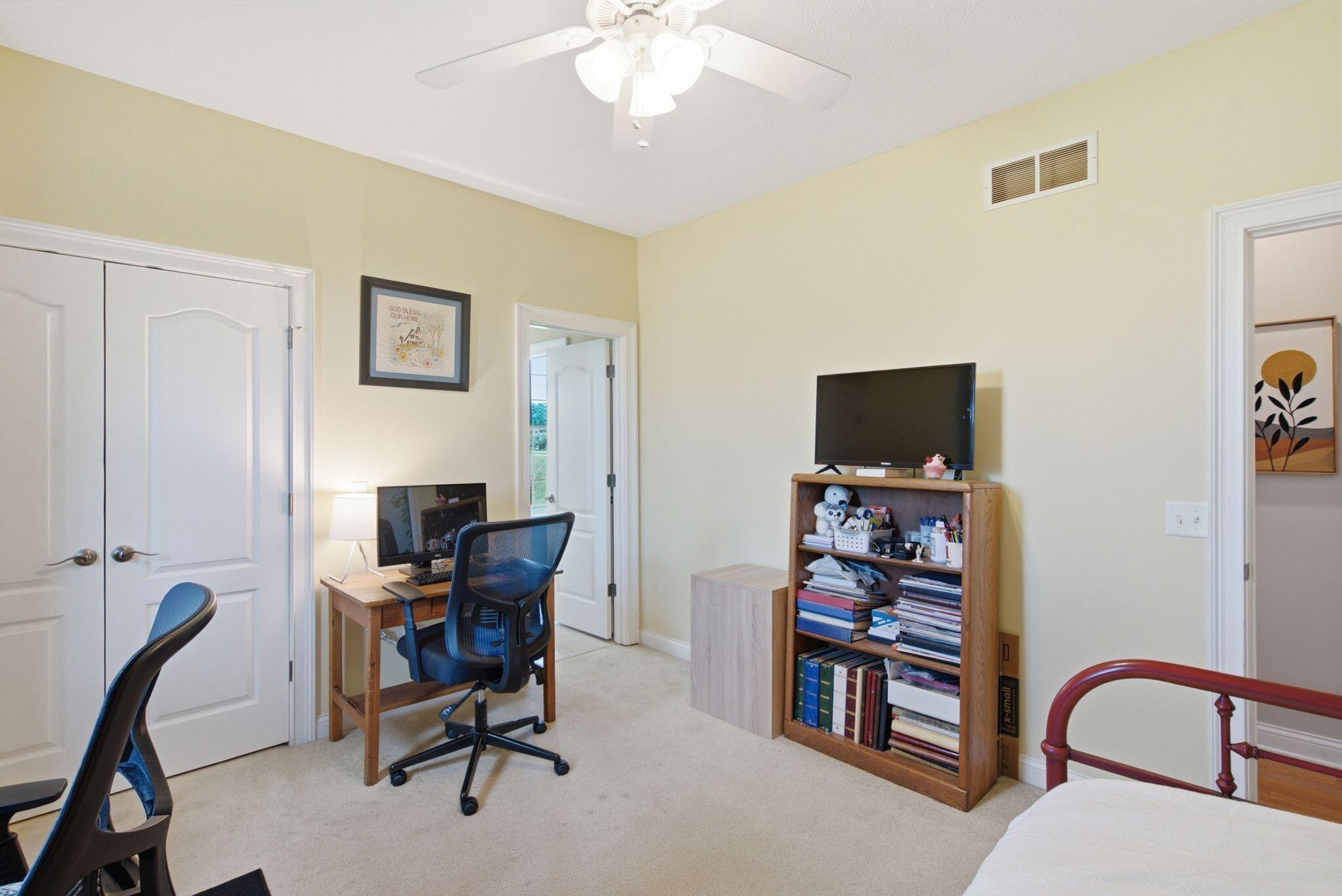133 Levee Lane Property Photo 32