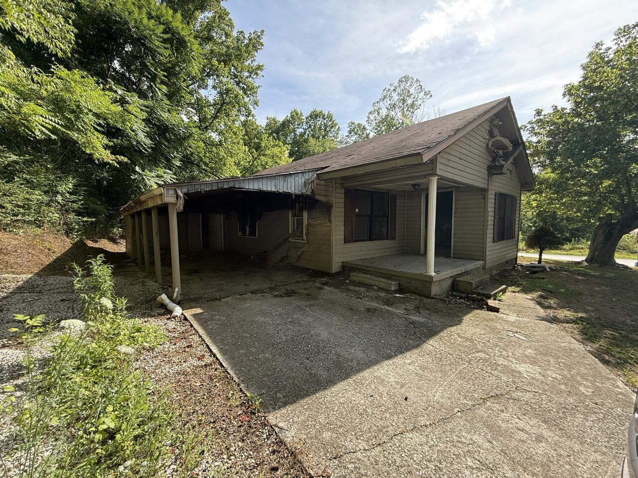 345 Standard Avenue Property Photo 2