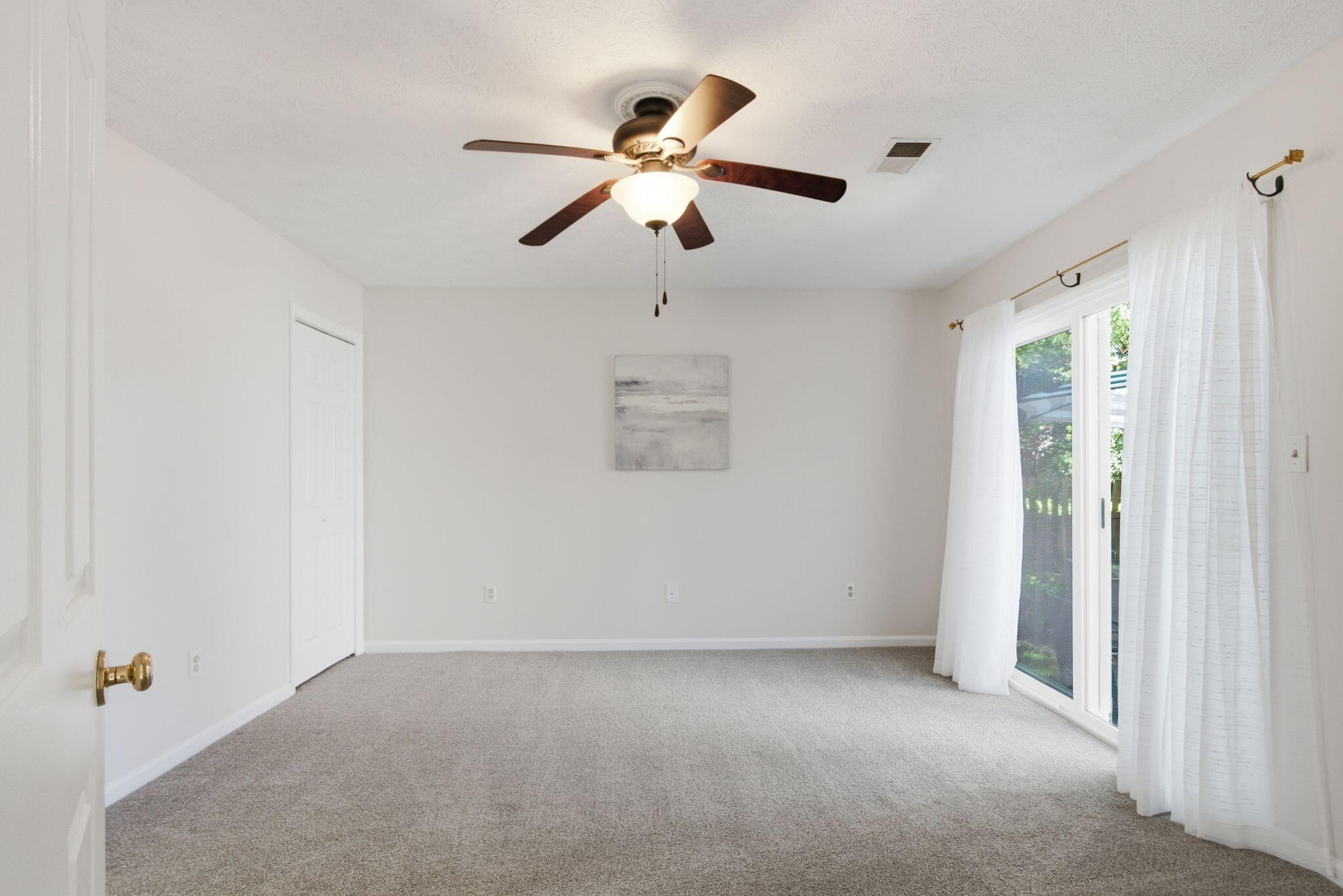2060 Glade Lane Property Photo 17
