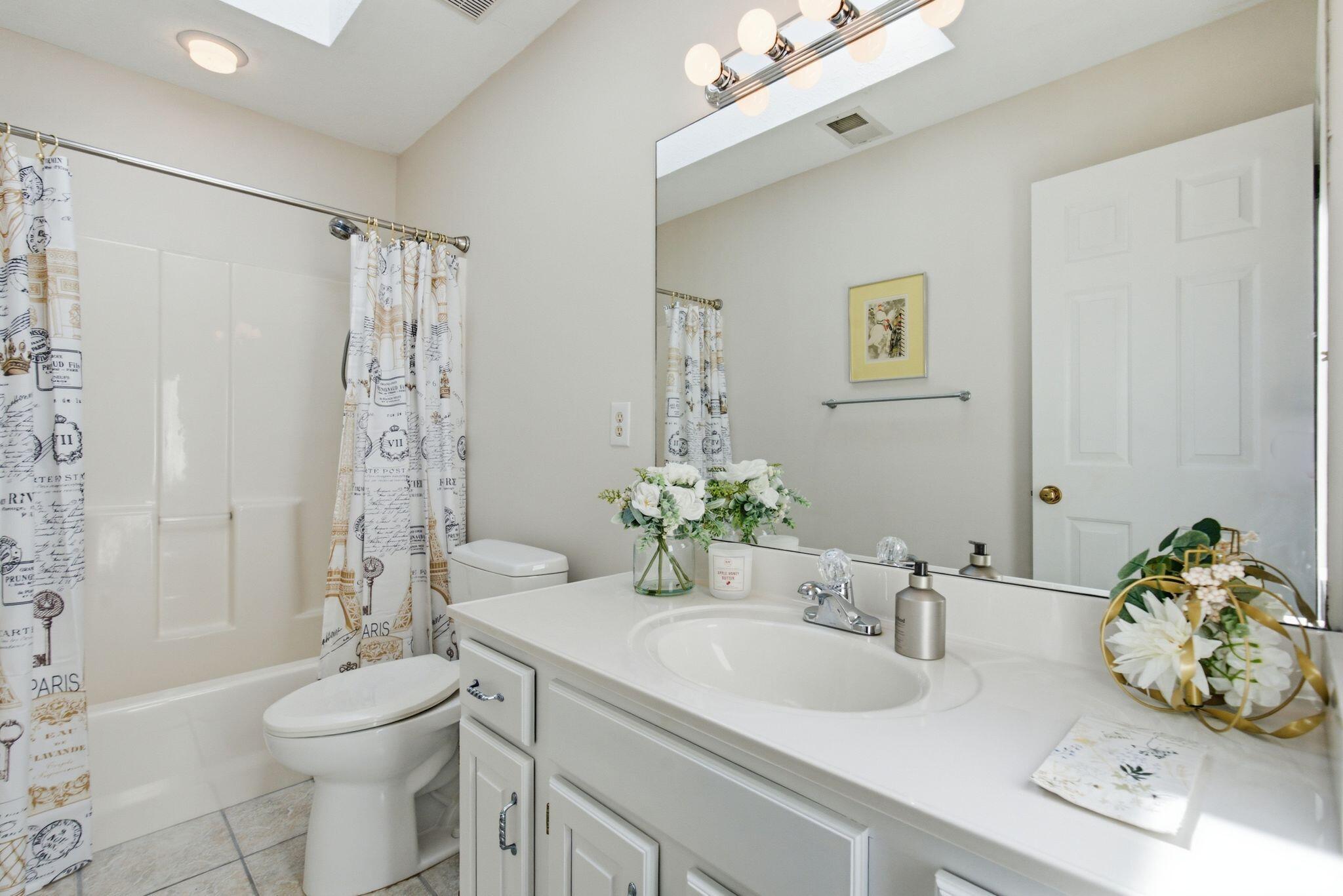 2060 Glade Lane Property Photo 22