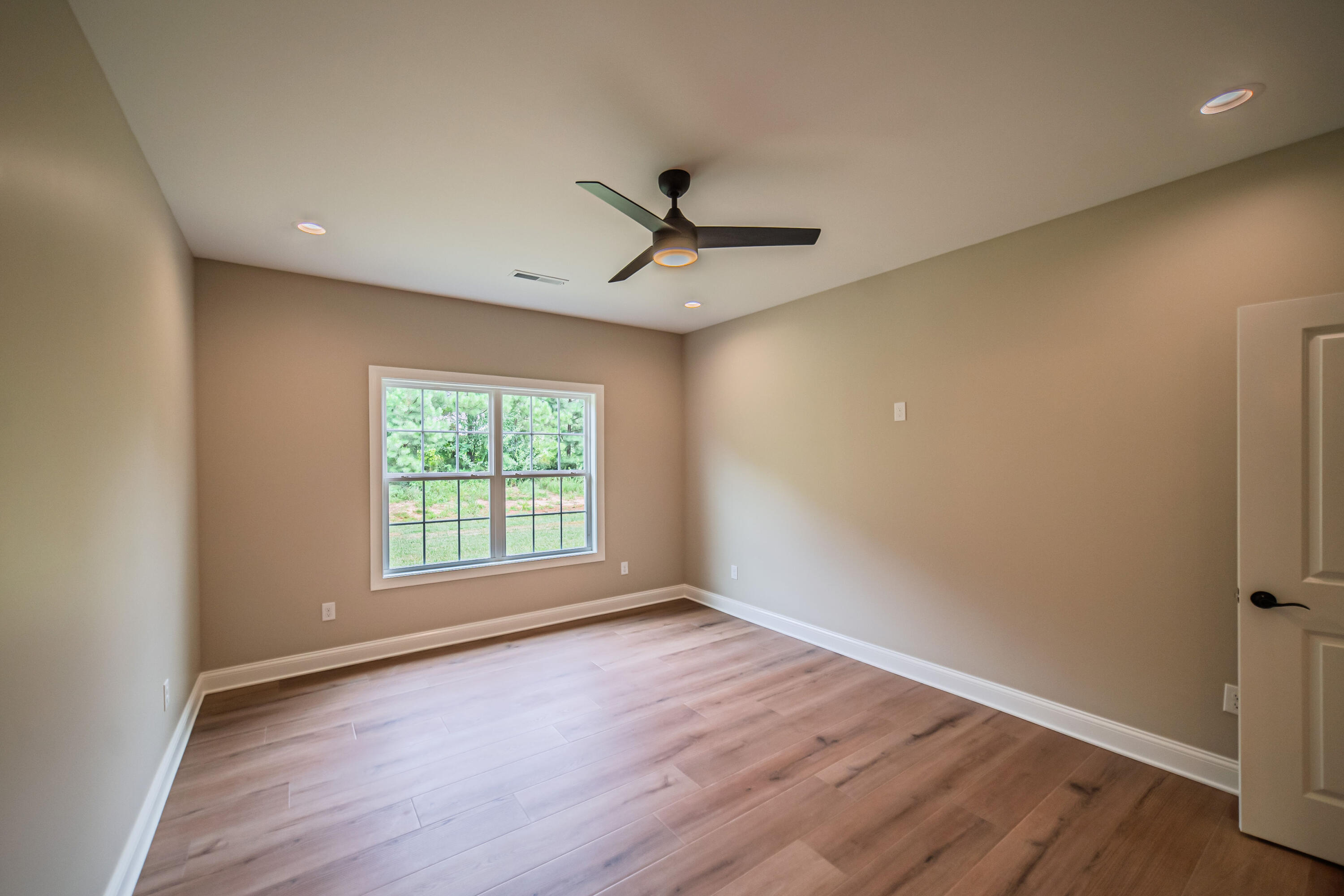 160 Hidden Valley Drive Property Photo 25