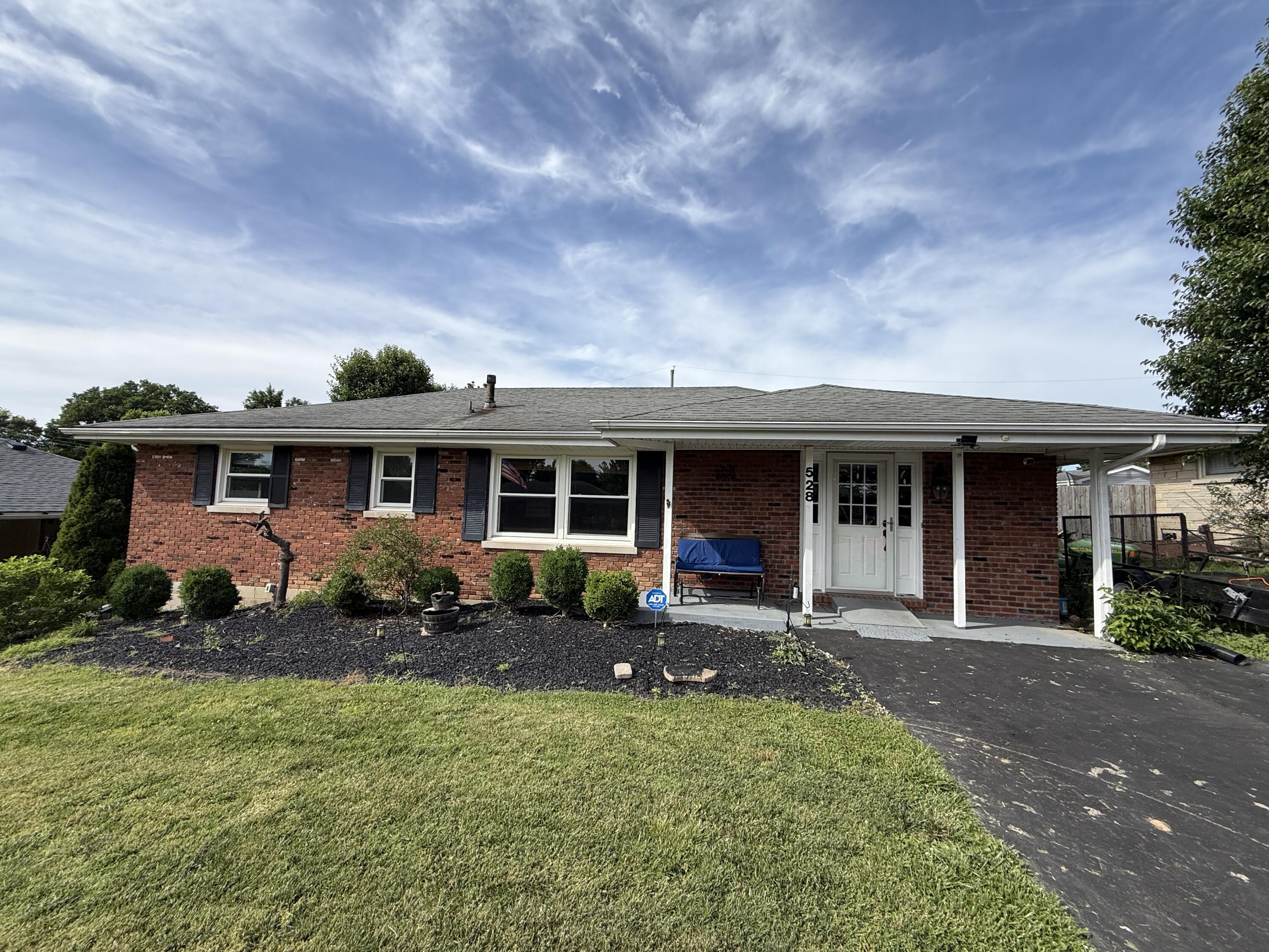 528 Estes Drive Property Photo 1