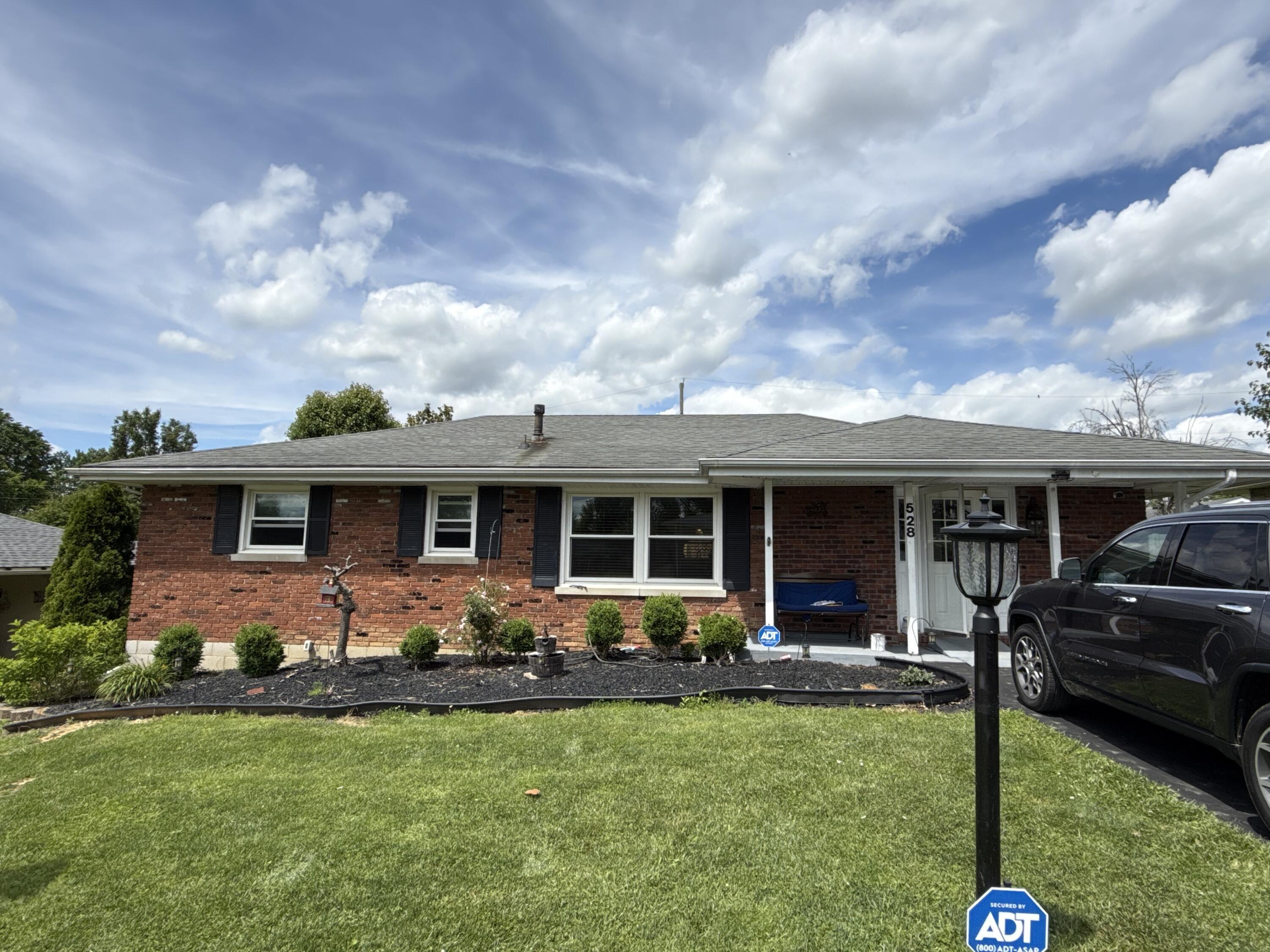 528 Estes Drive Property Photo 3