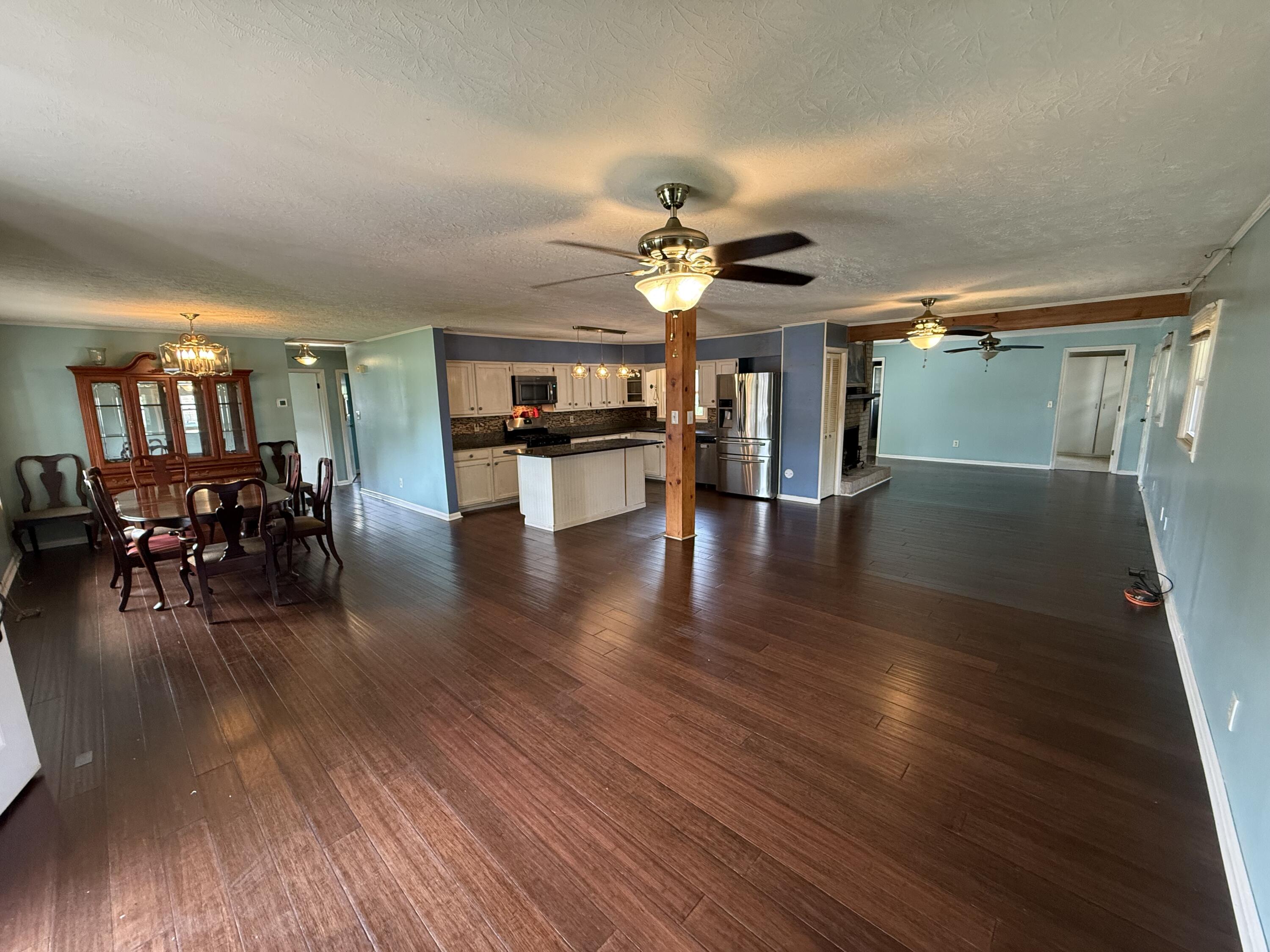 528 Estes Drive Property Photo 9