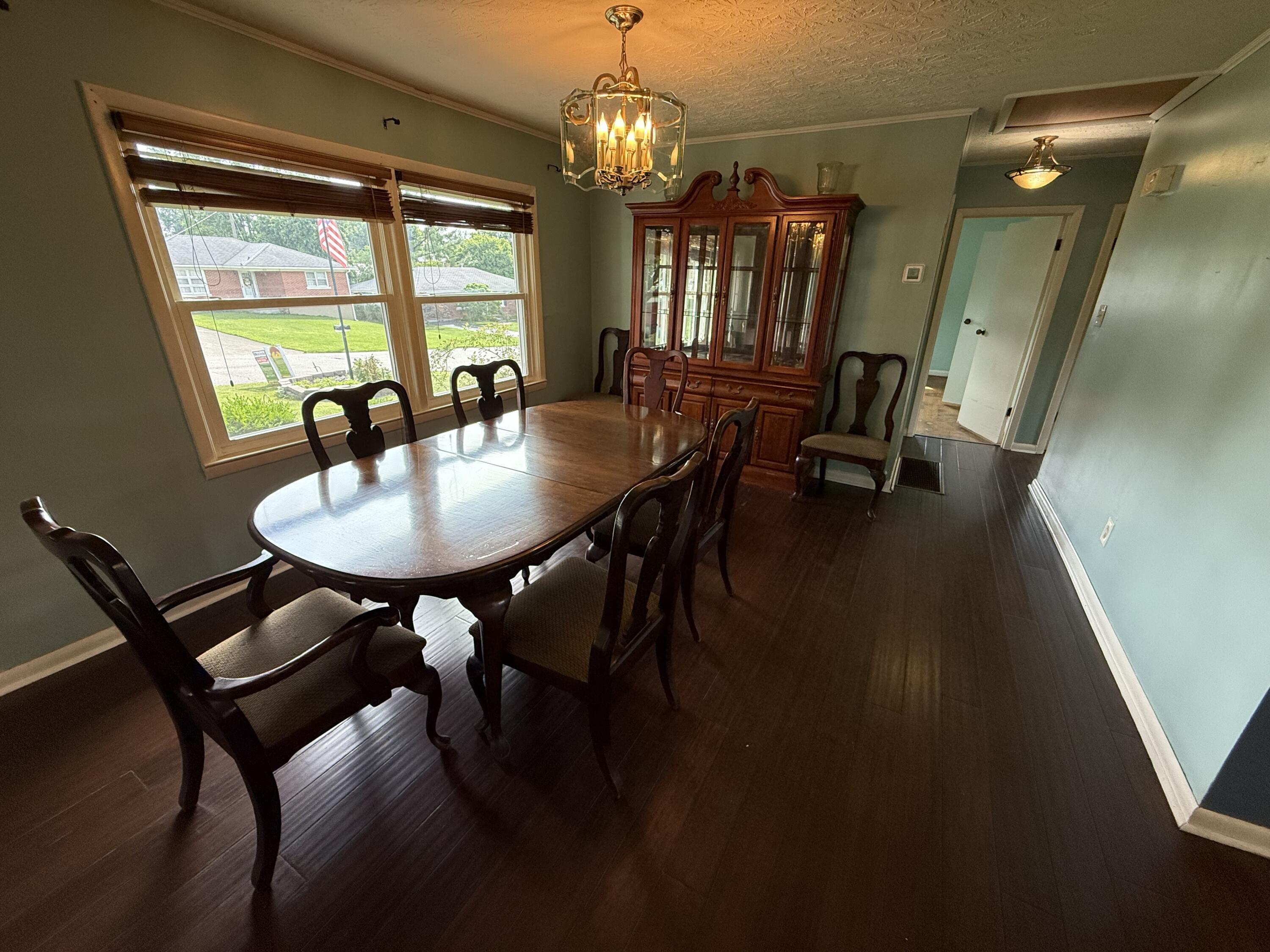 528 Estes Drive Property Photo 11