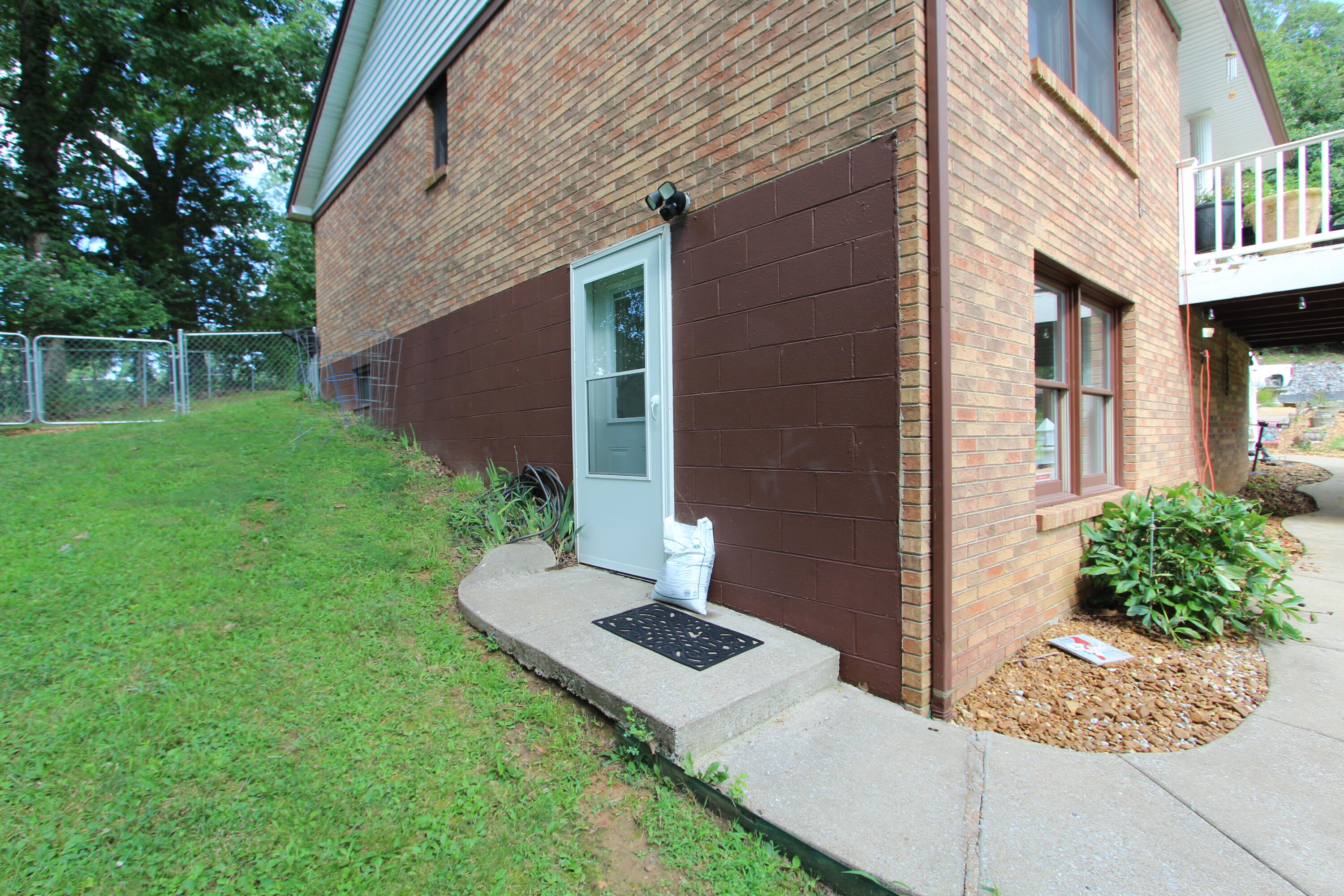 85 Lagus Road Property Photo 8