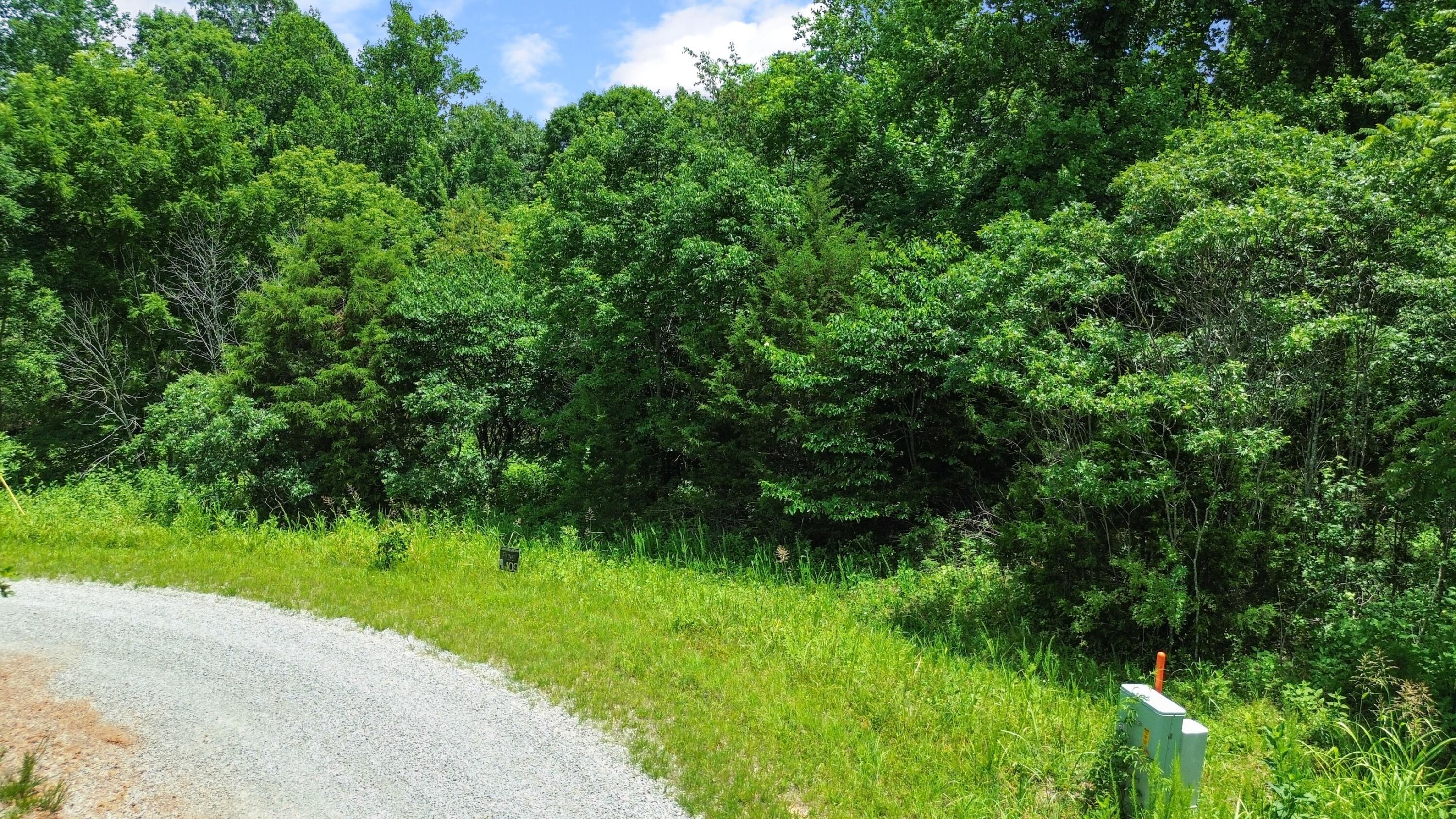 109 Kelly Circle Property Photo 10