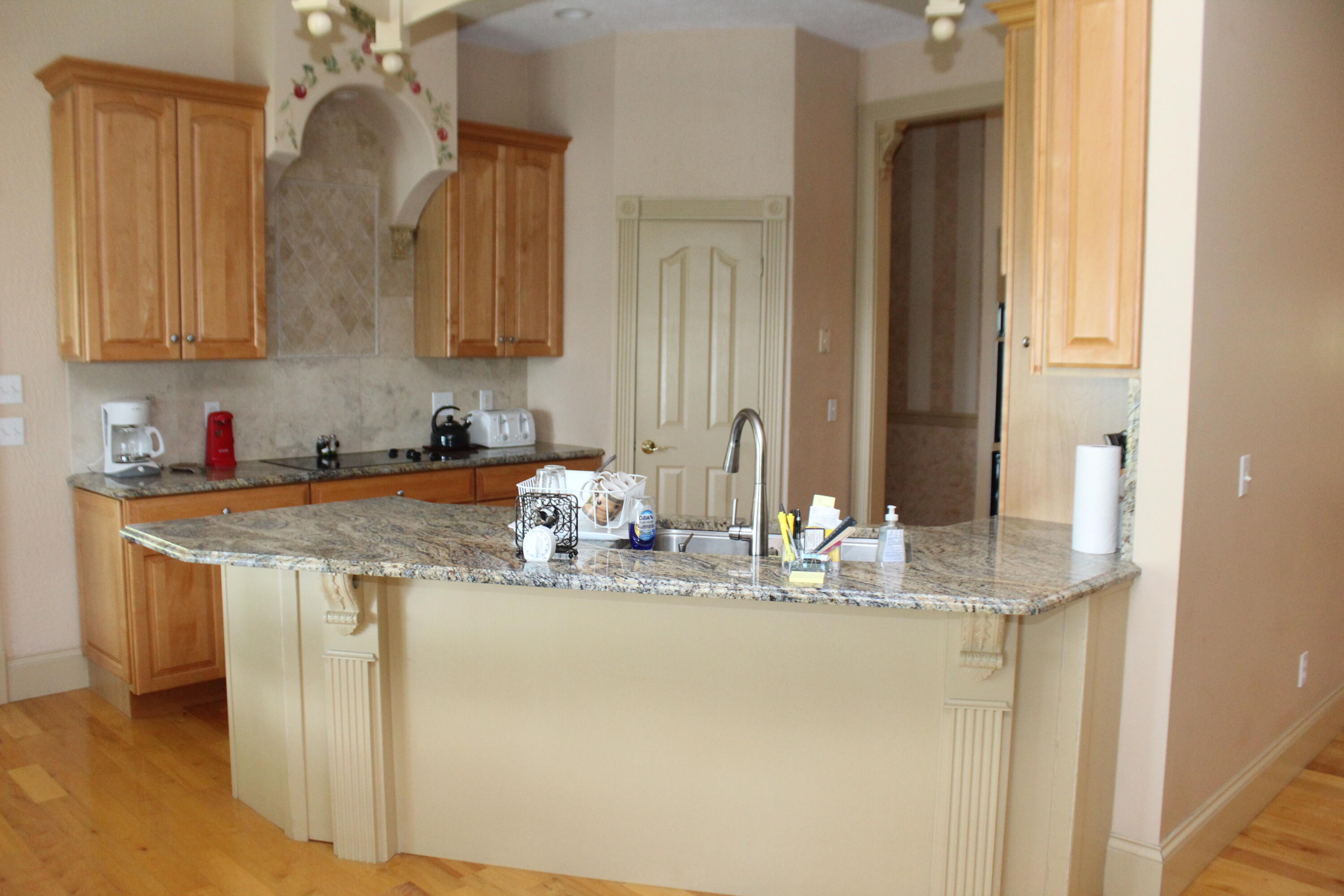 138 Elizabeth Drive Property Photo 11