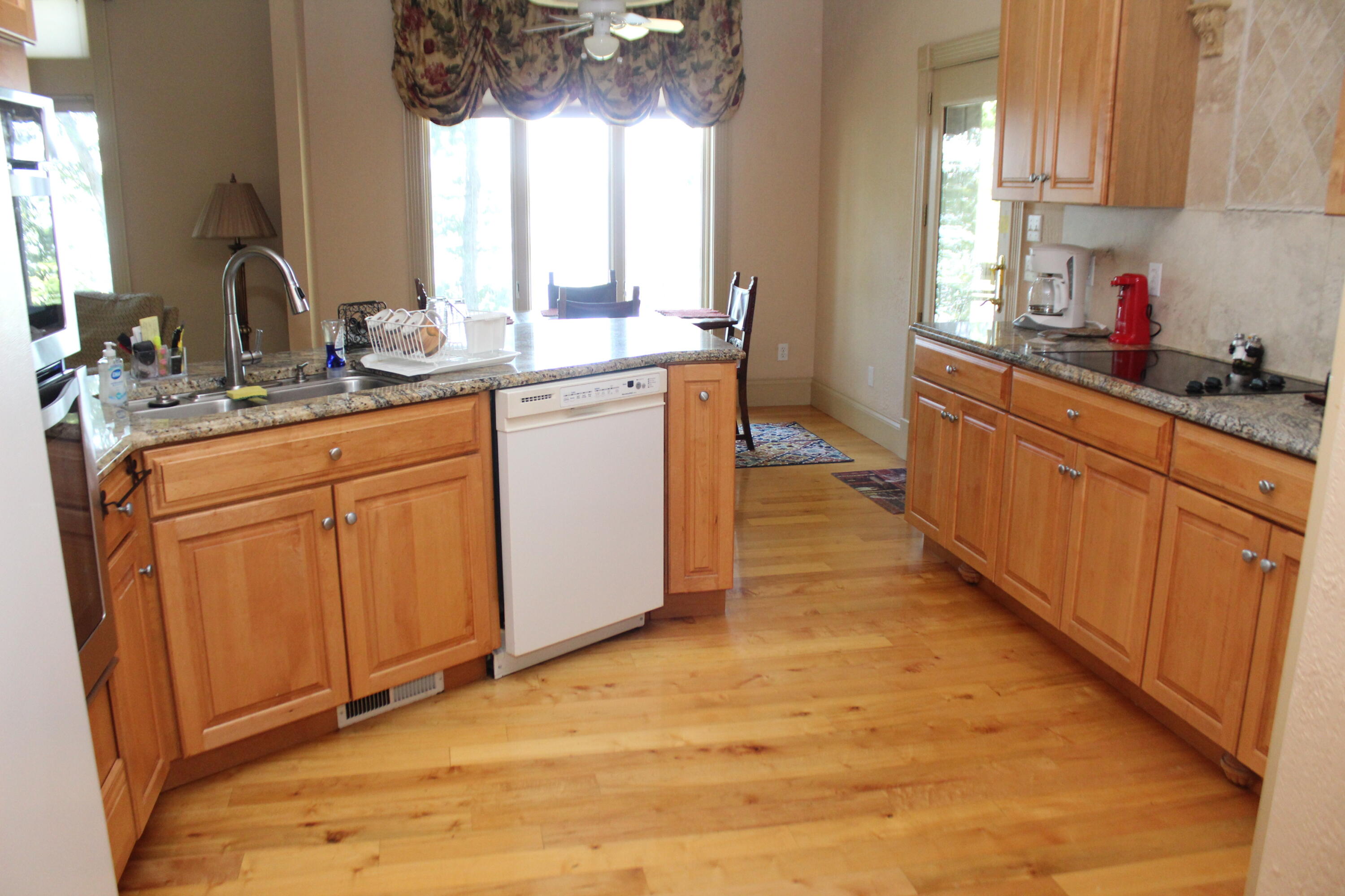138 Elizabeth Drive Property Photo 14