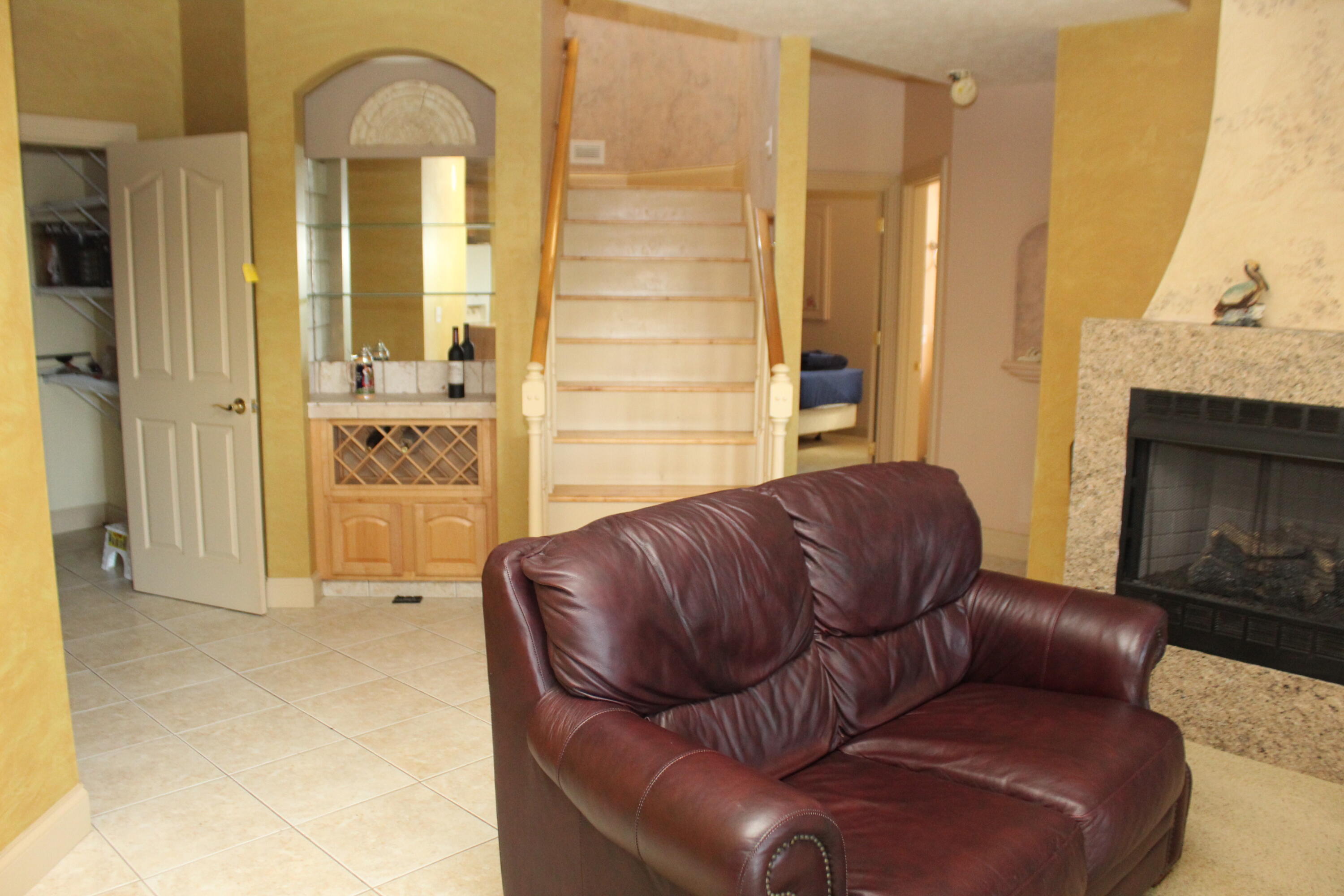 138 Elizabeth Drive Property Photo 25