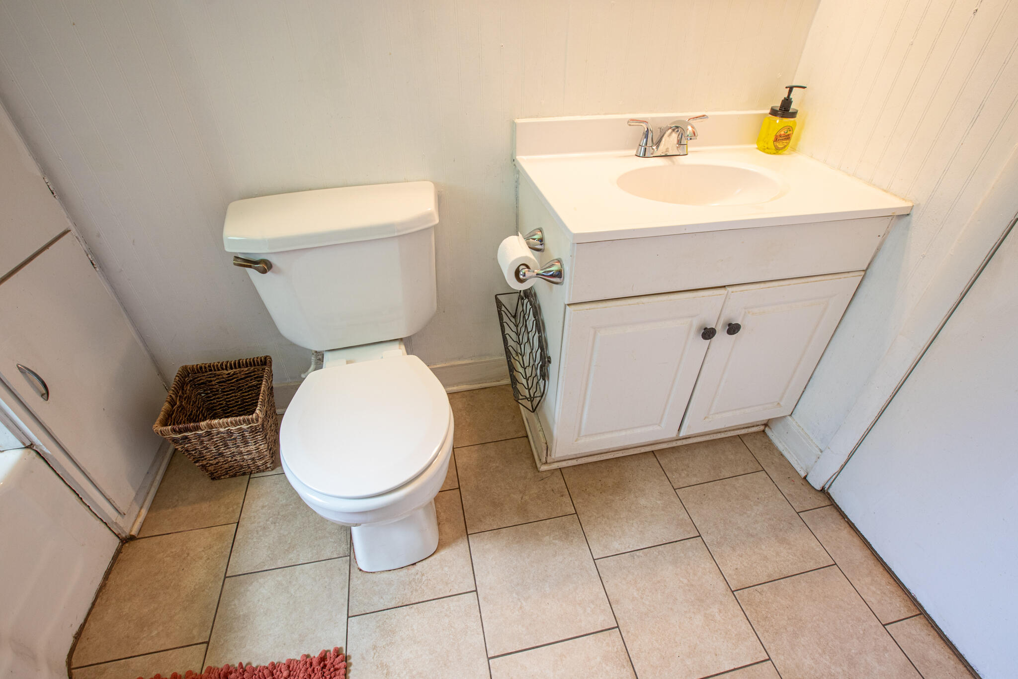 90 Trevor Lane Property Photo 28