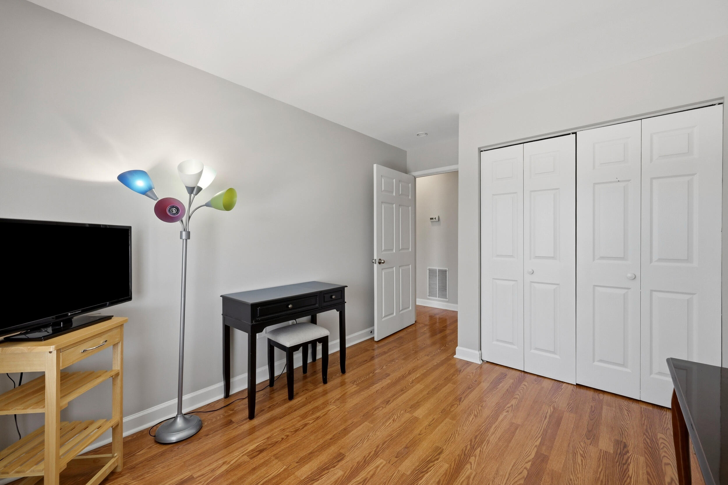 209 Simpson Avenue 304 Property Photo 16