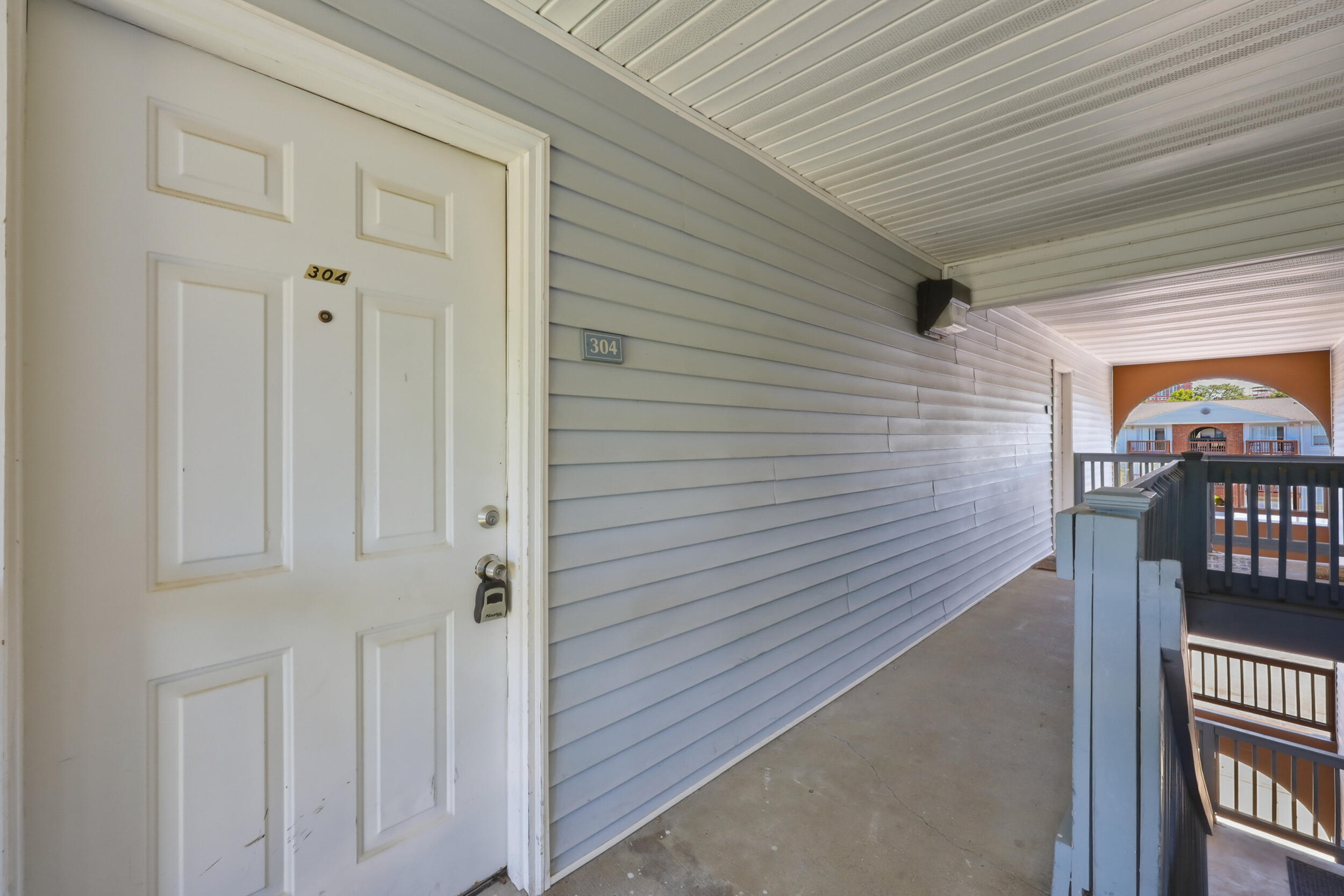 209 Simpson Avenue 304 Property Photo 25